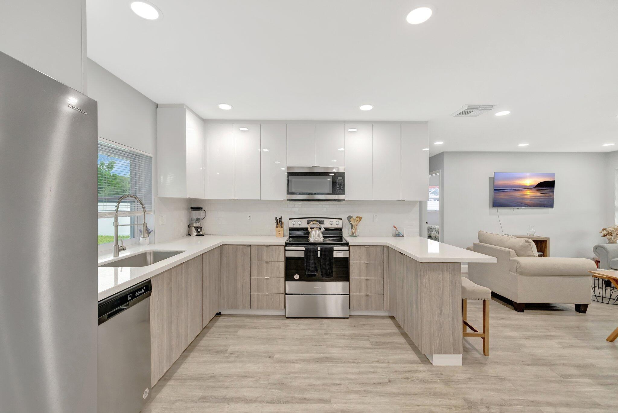 231 NW 21st Street