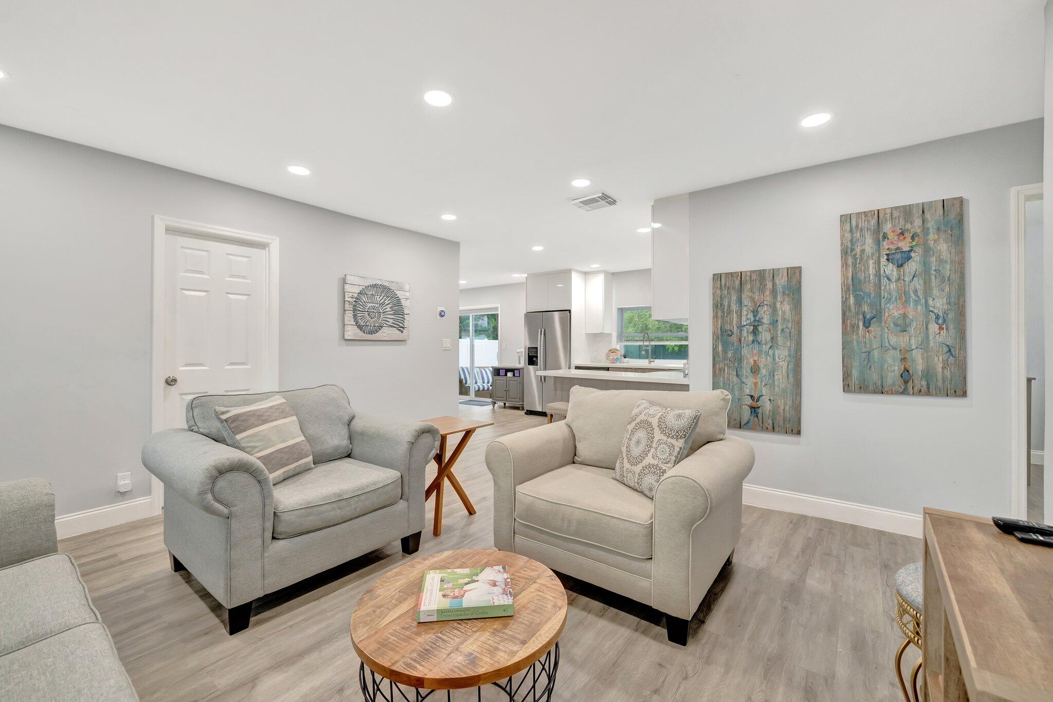 231 NW 21st Street