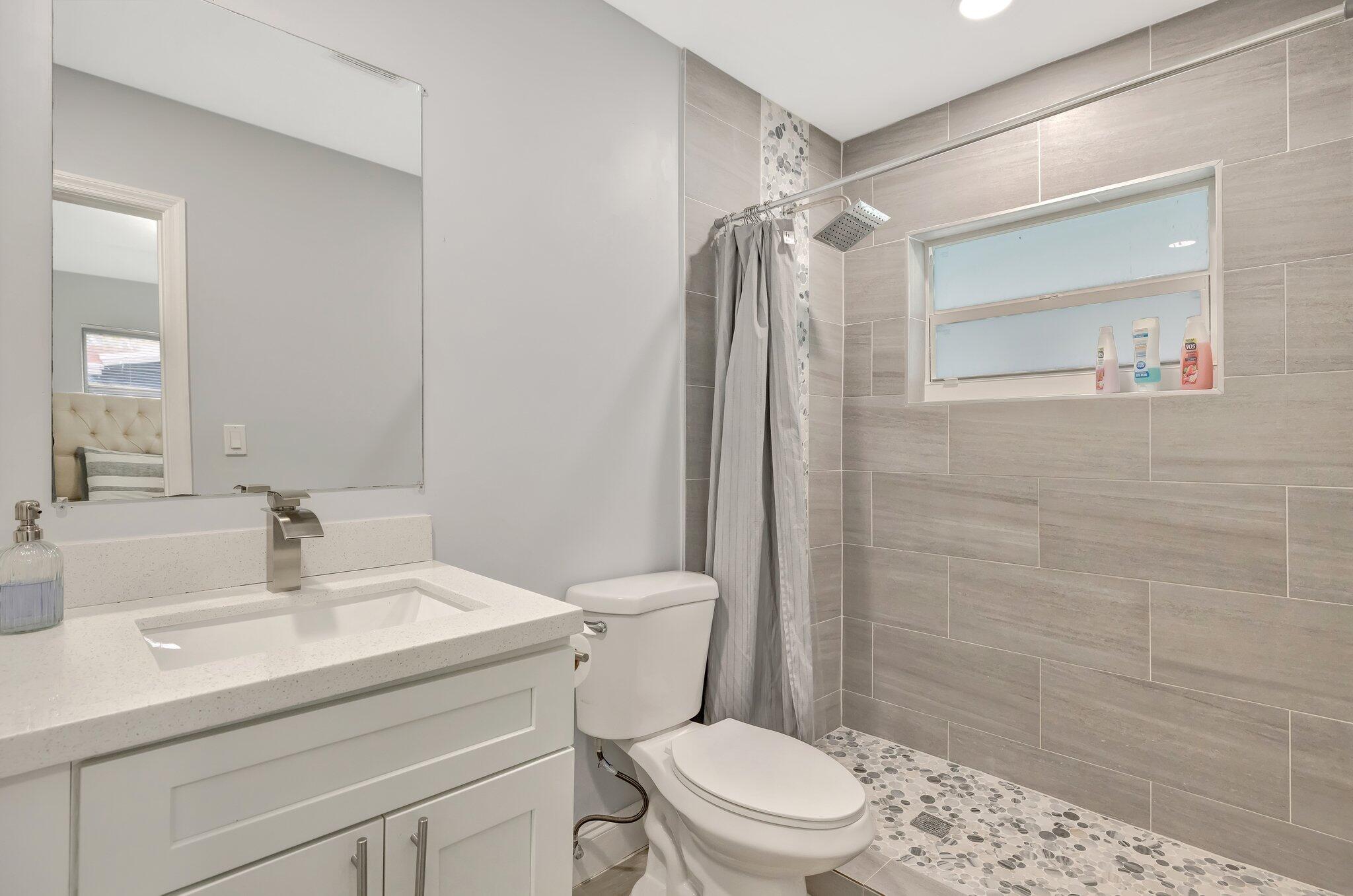 231 NW 21st Street