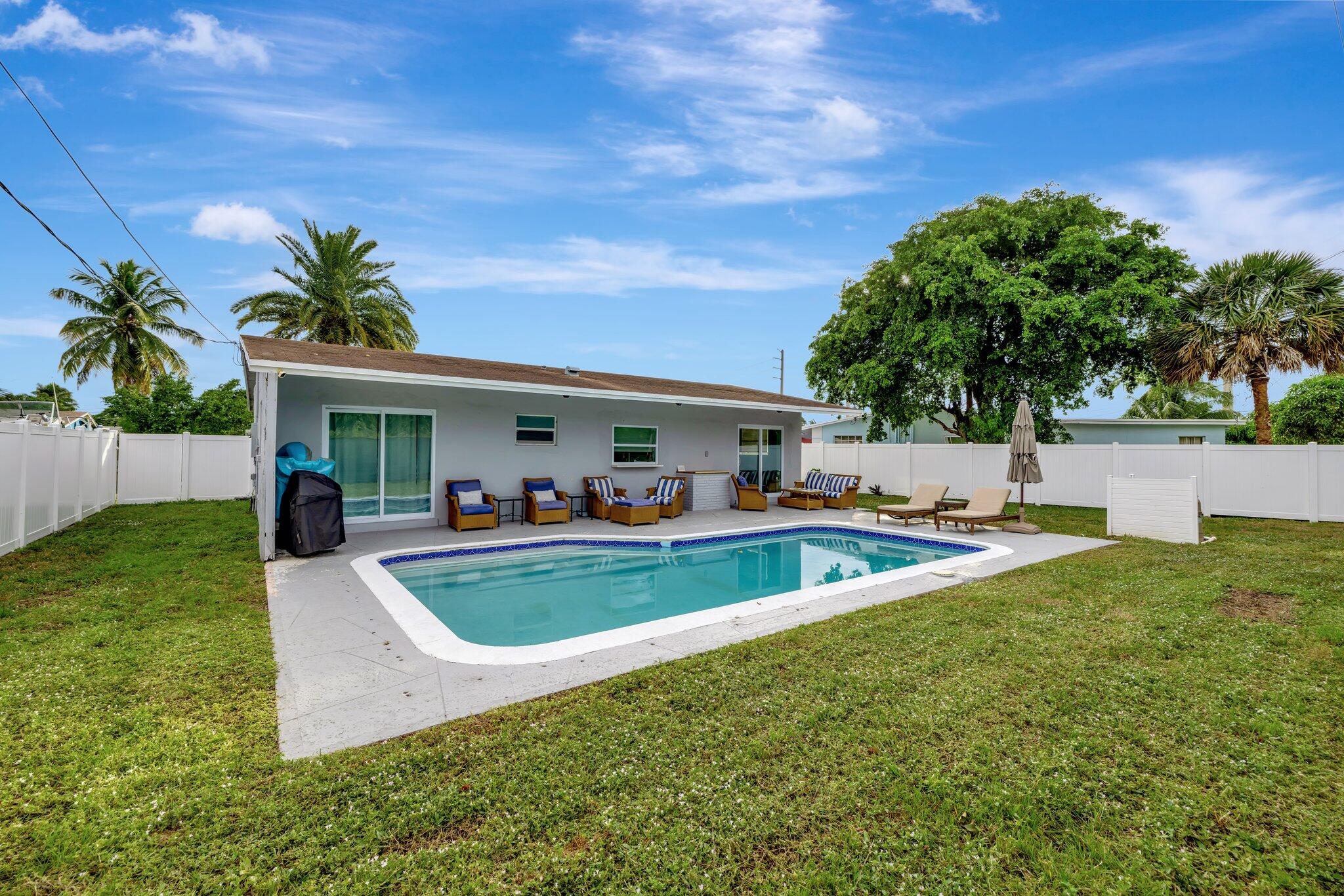 231 NW 21st Street