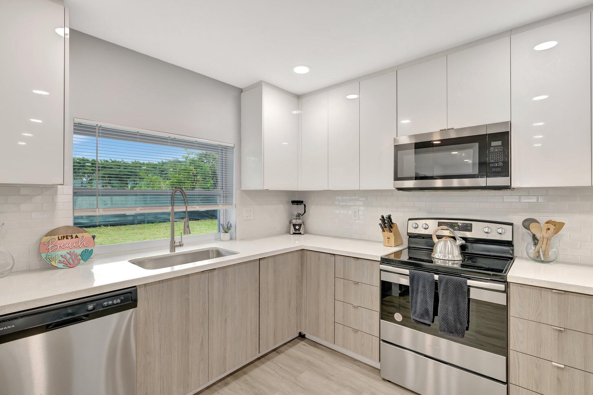 231 NW 21st Street