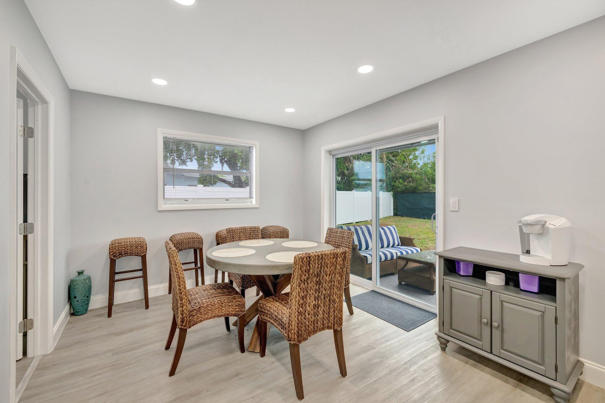 231 NW 21st Street