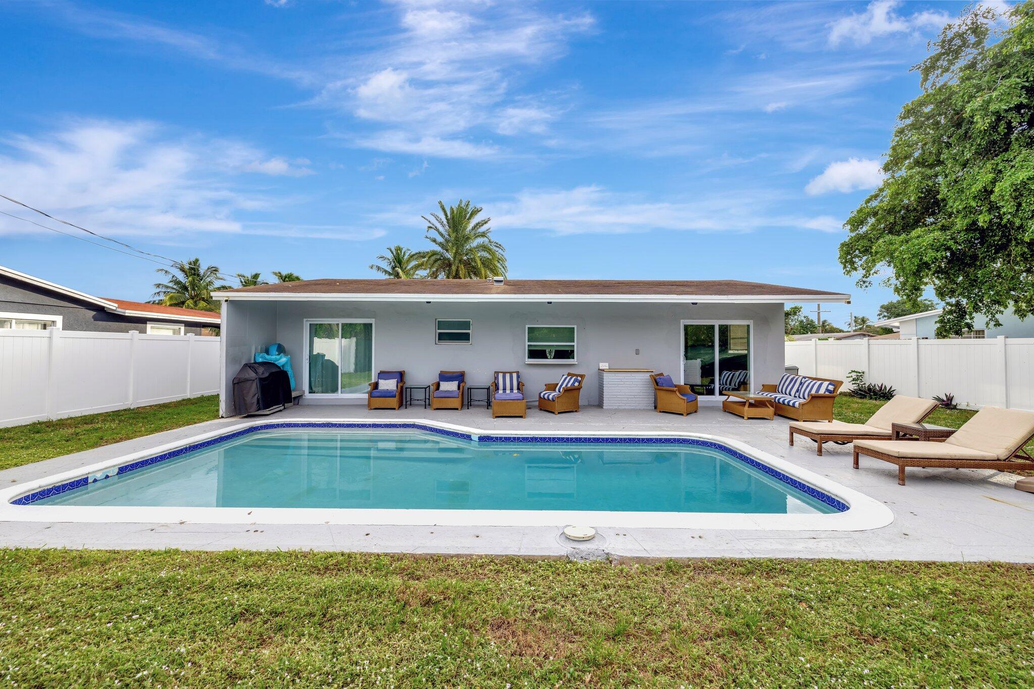 231 NW 21st Street