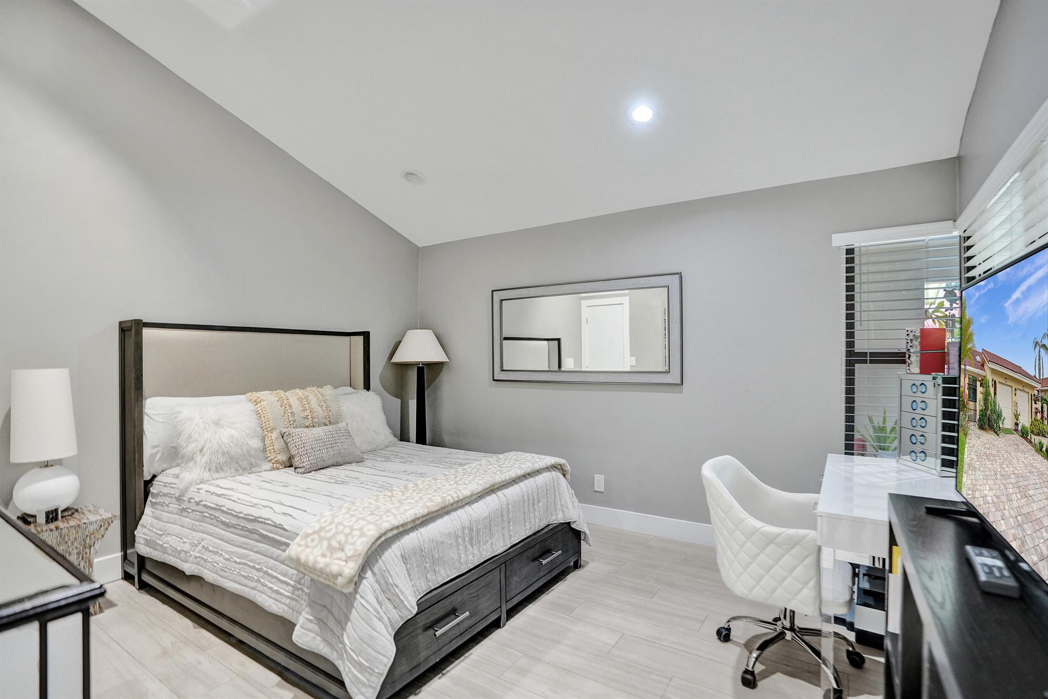 626 Deer Creek Emerald Way W