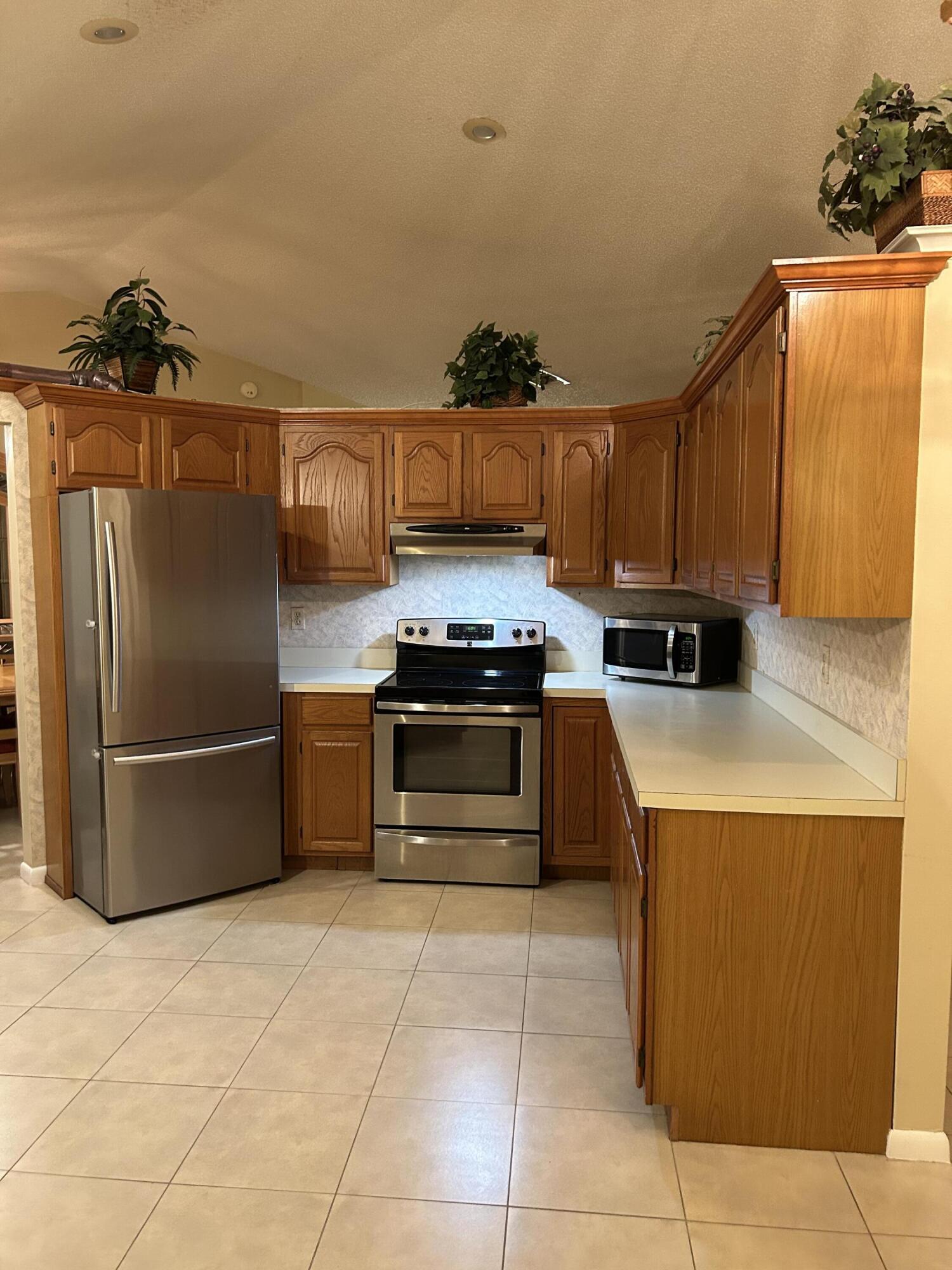 350 Apache Lane