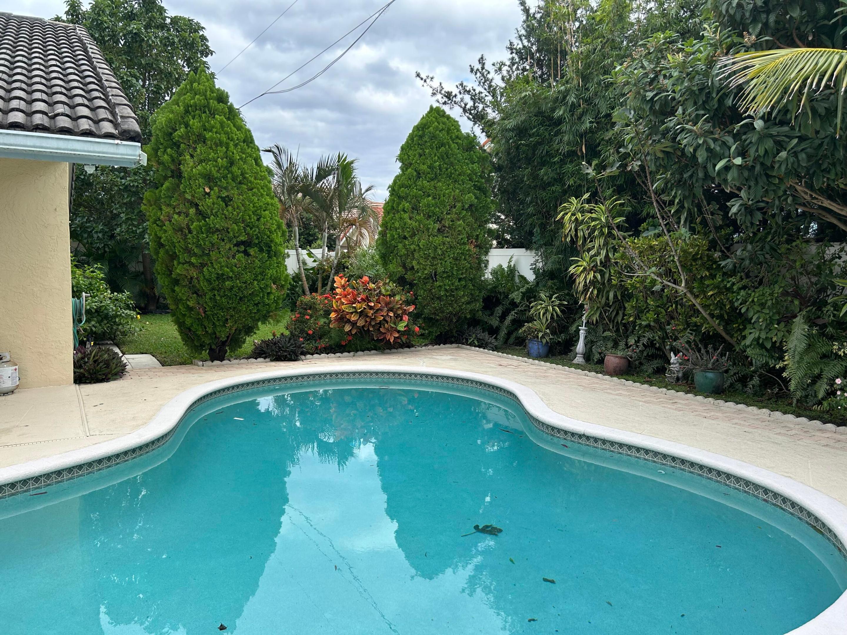 350 Apache Lane