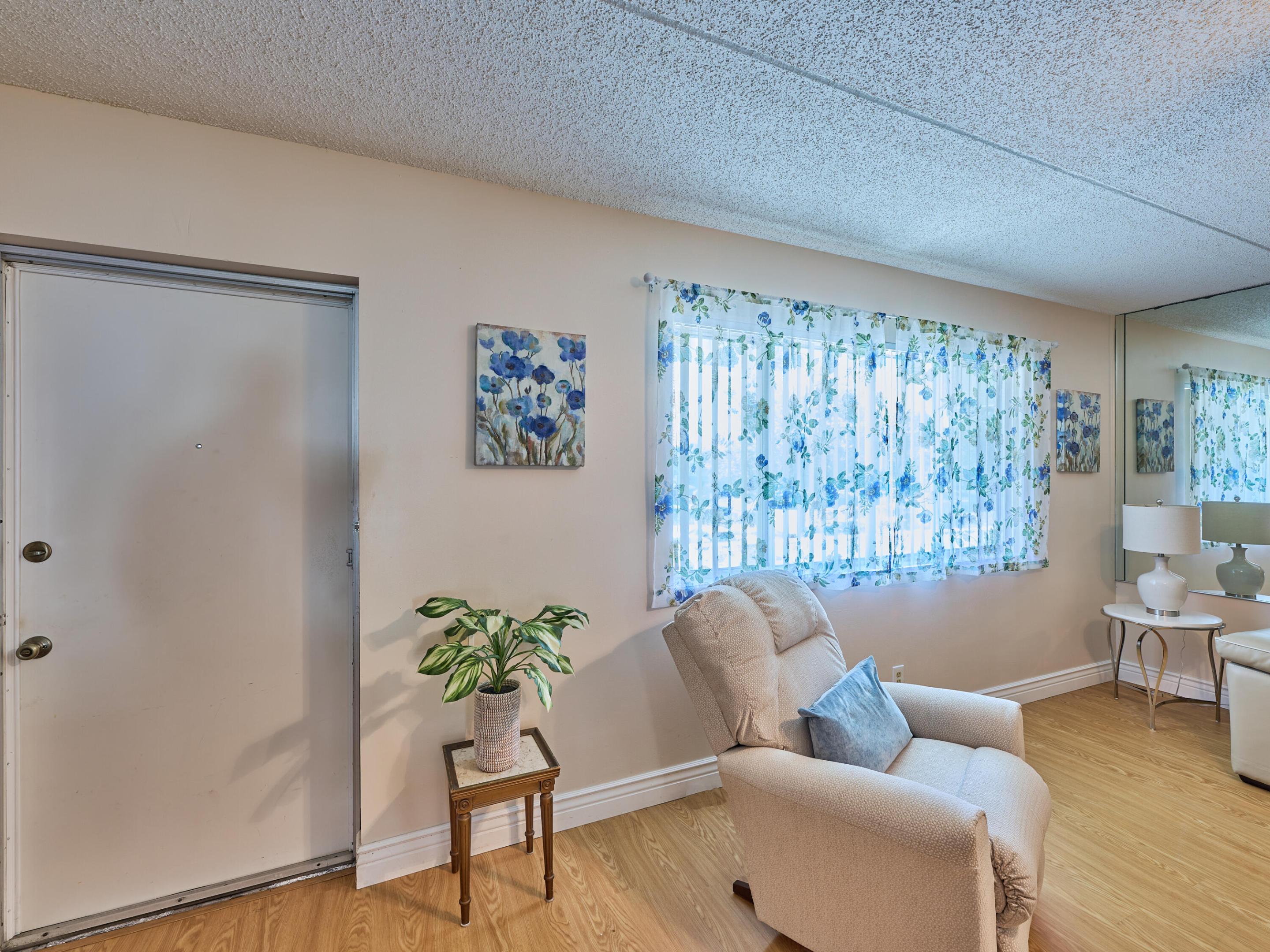 3100 Springdale Boulevard 206