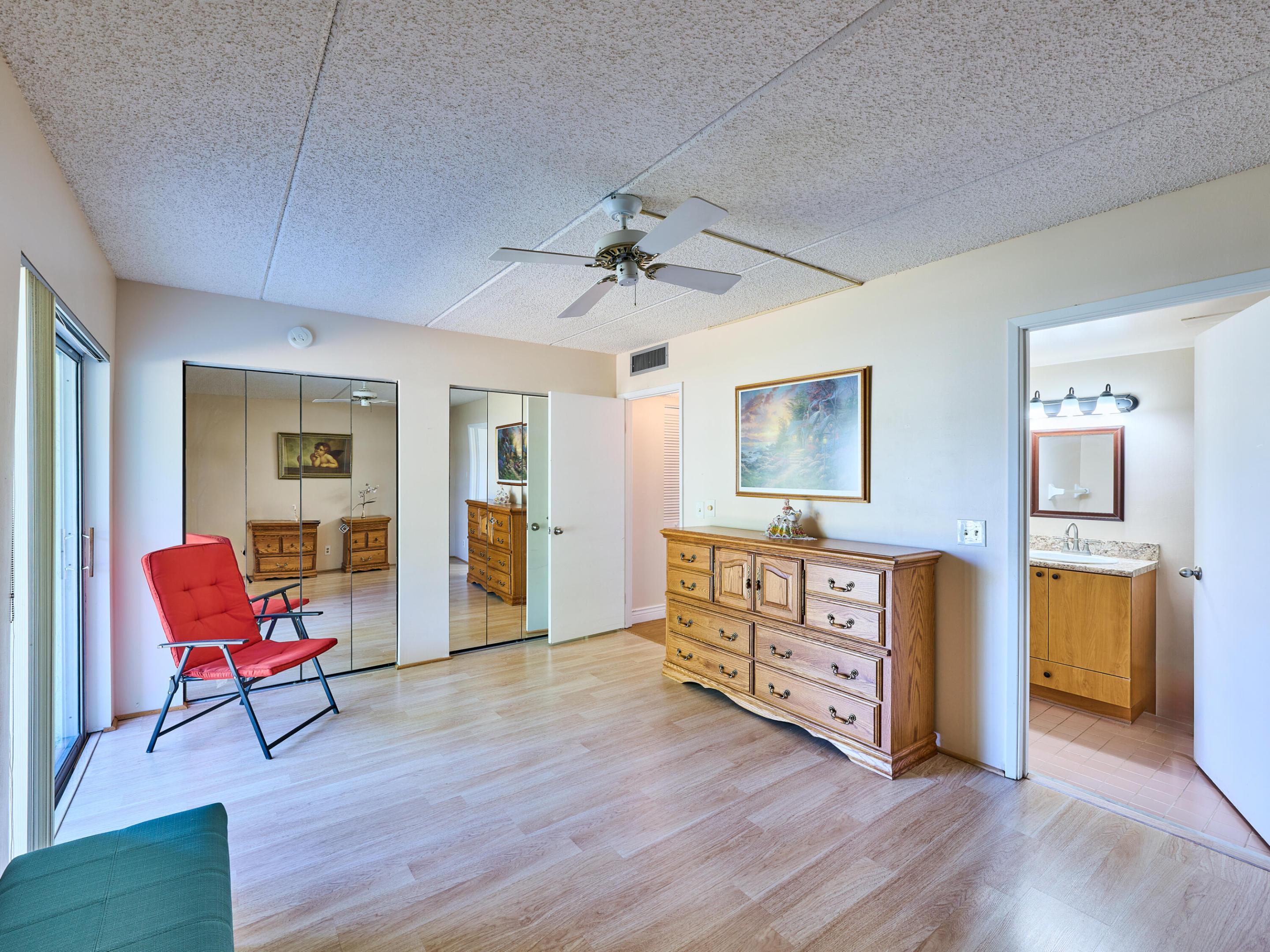 3100 Springdale Boulevard 206