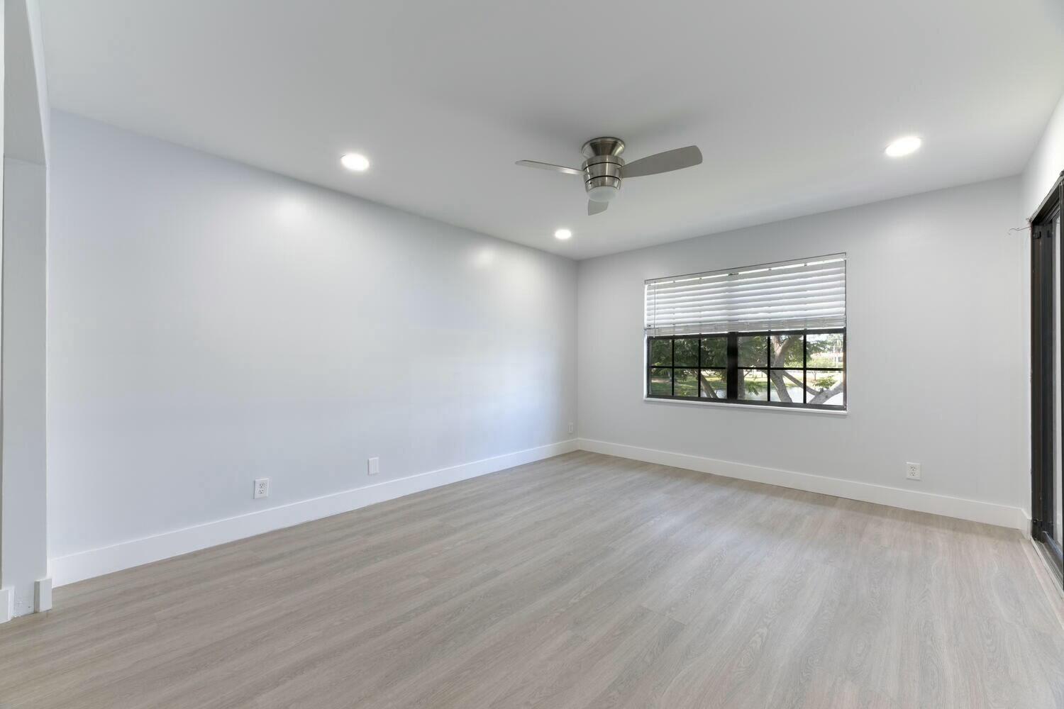 22791 Trelawny Terrace F