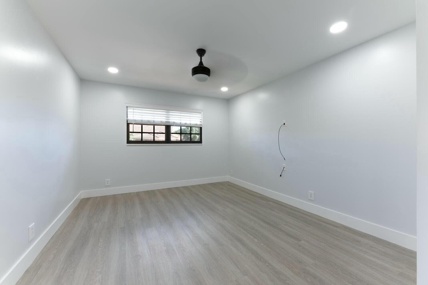 22791 Trelawny Terrace F