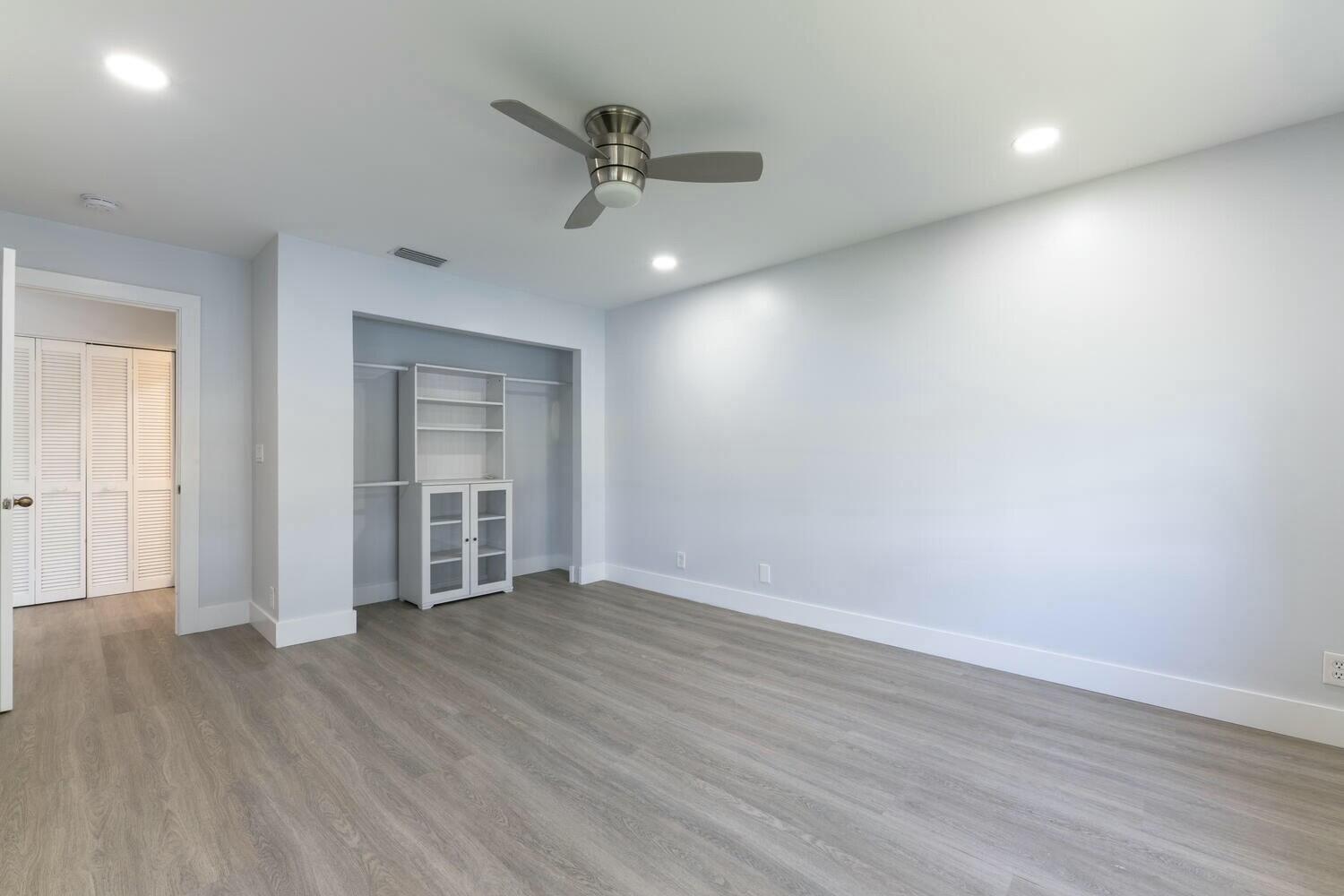 22791 Trelawny Terrace F