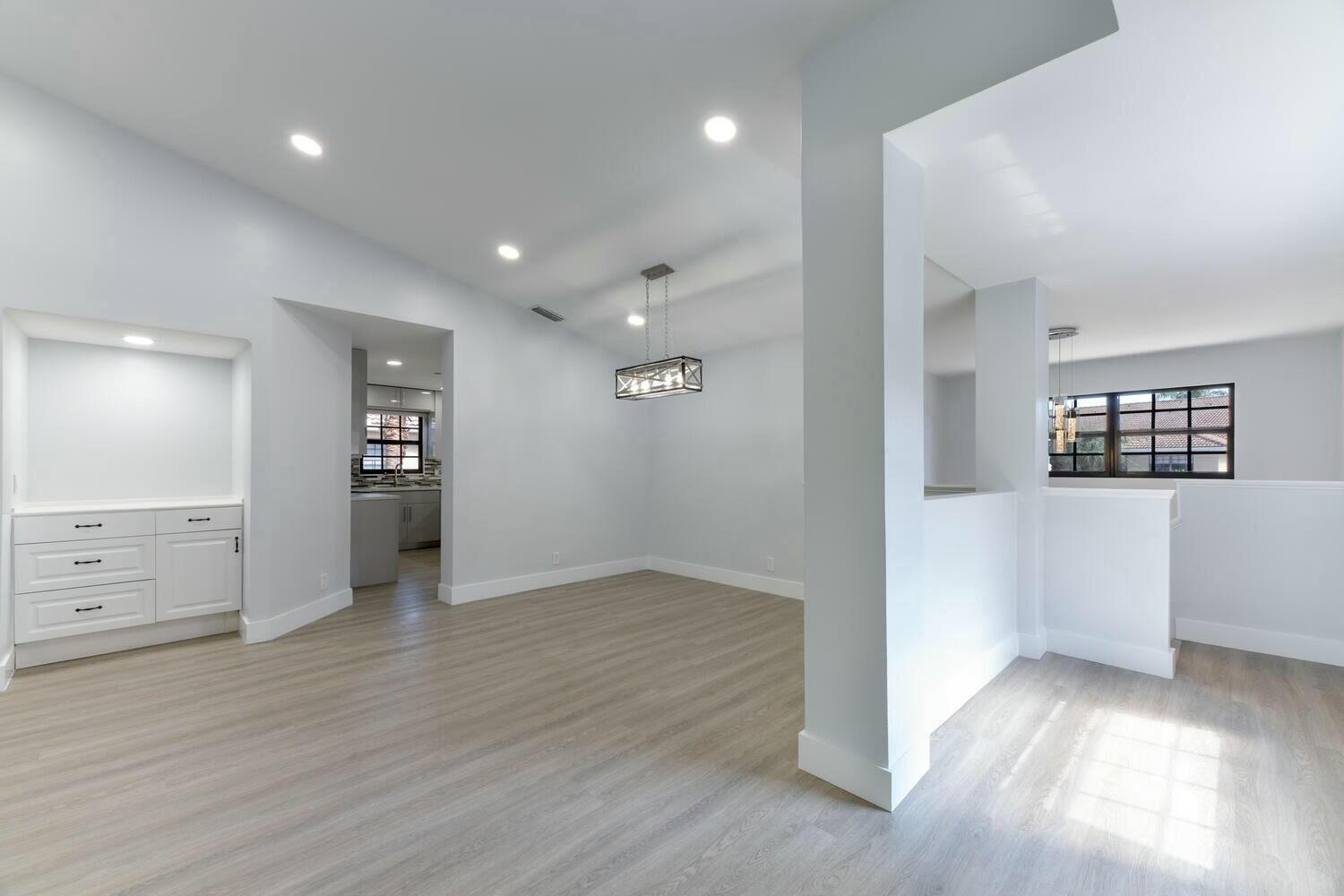 22791 Trelawny Terrace F