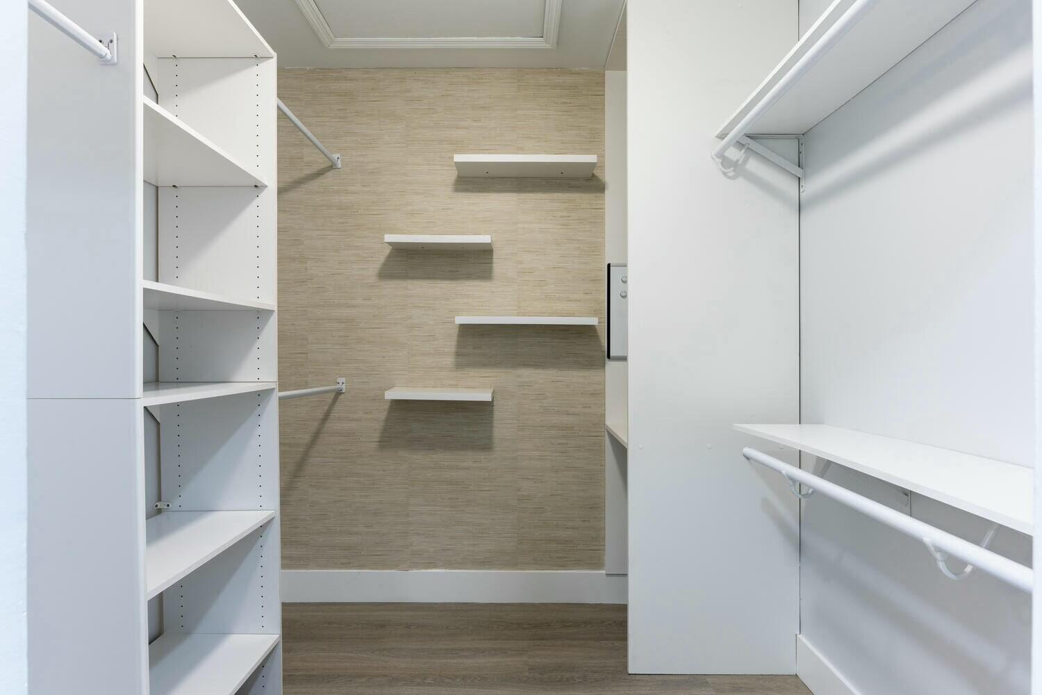 22791 Trelawny Terrace F