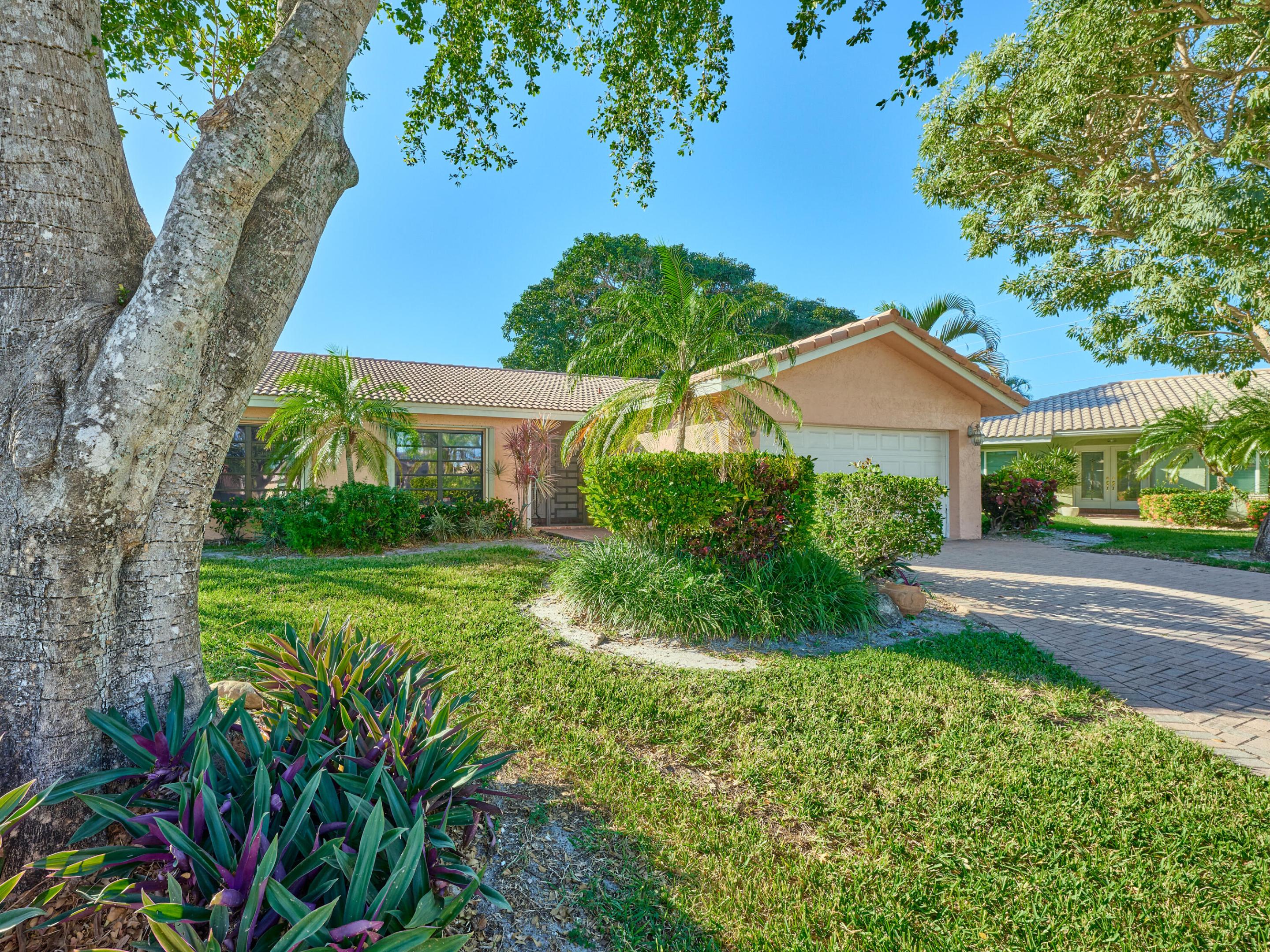 5976 Colony Court