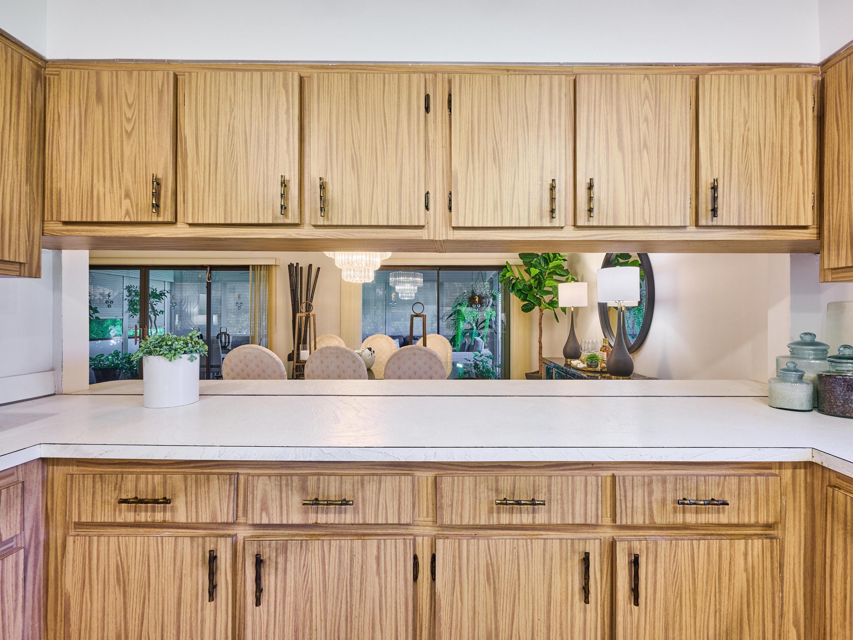 5976 Colony Court