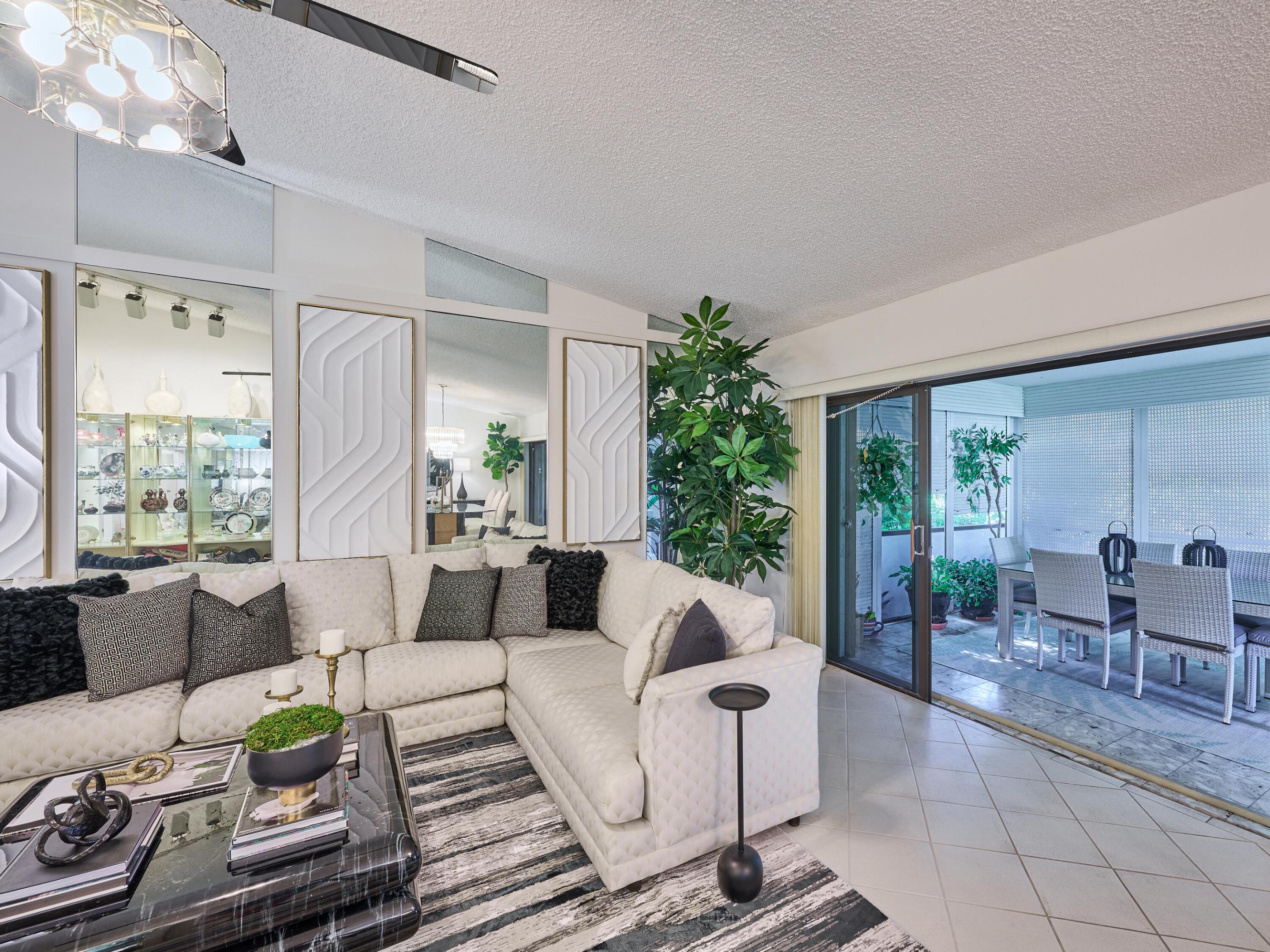 5976 Colony Court