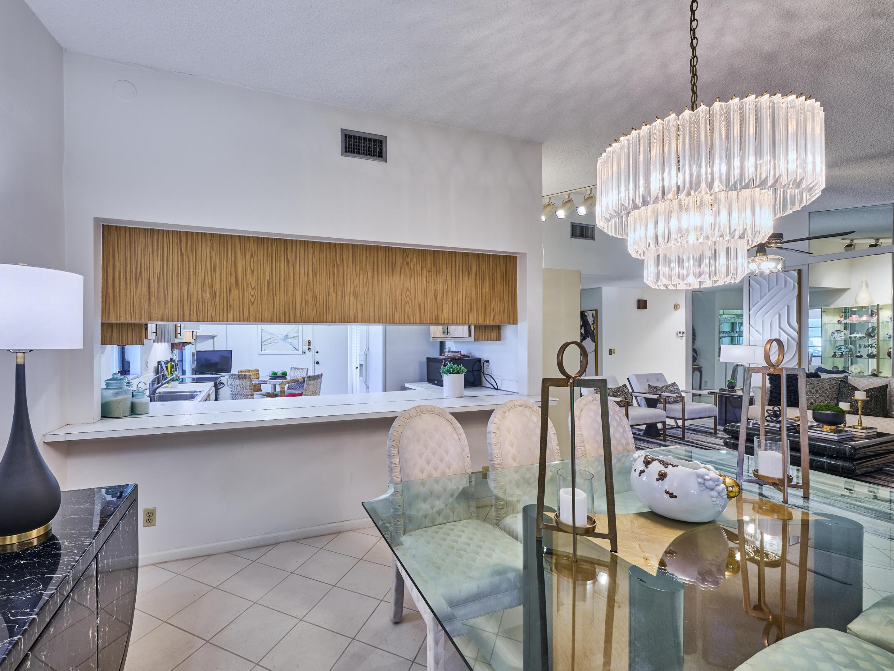 5976 Colony Court