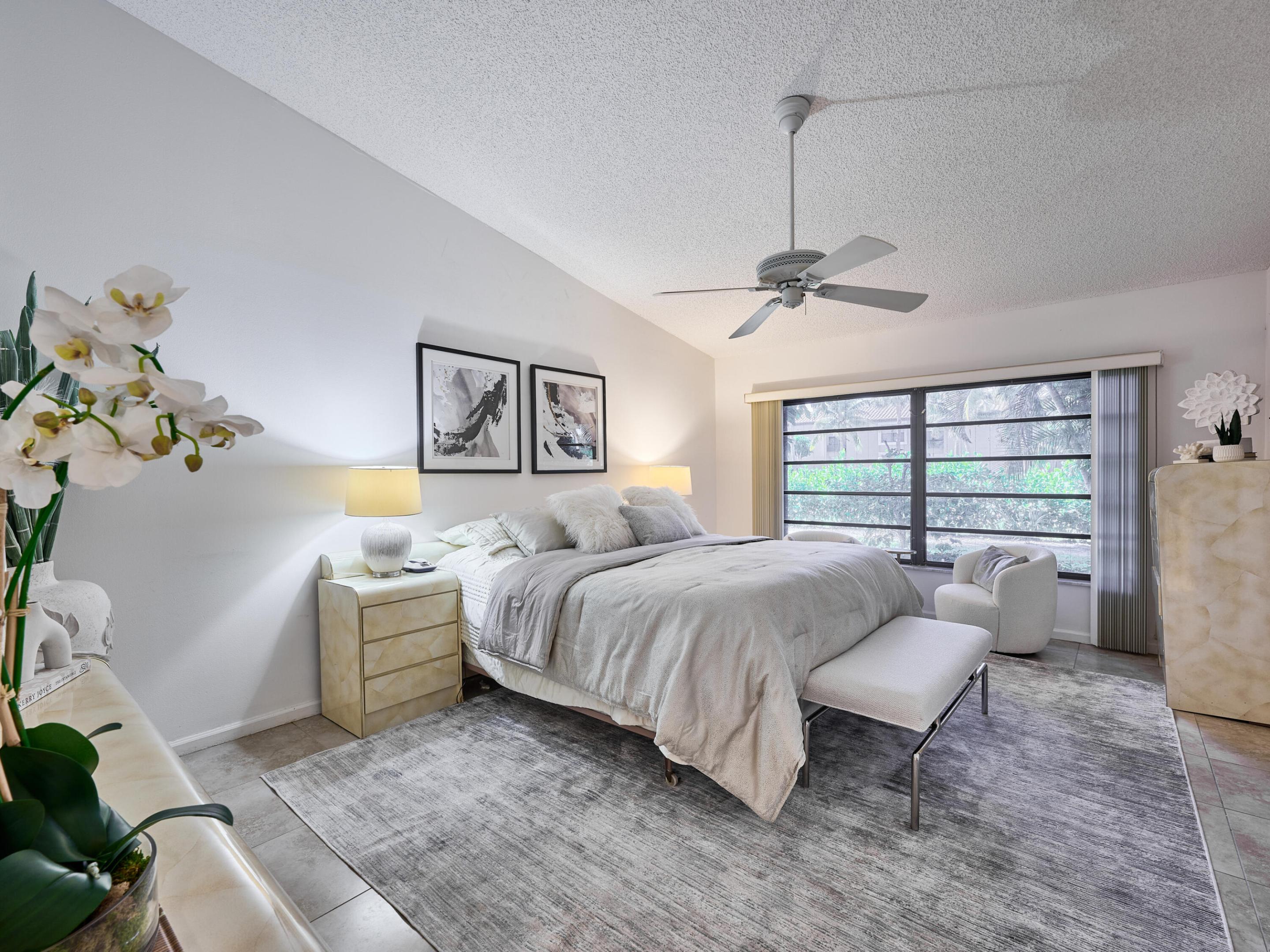5976 Colony Court