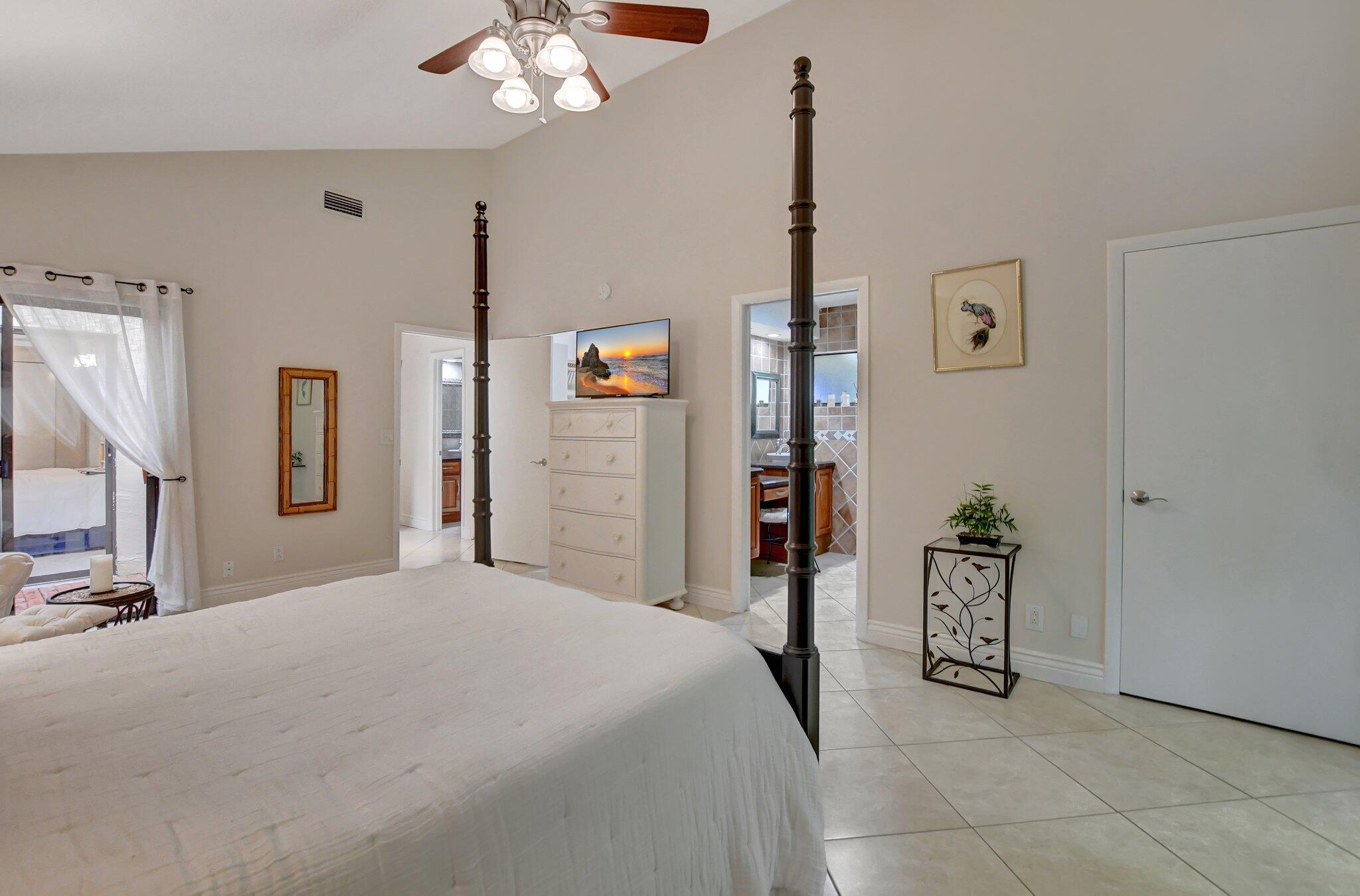 7611 Sierra Terrace W