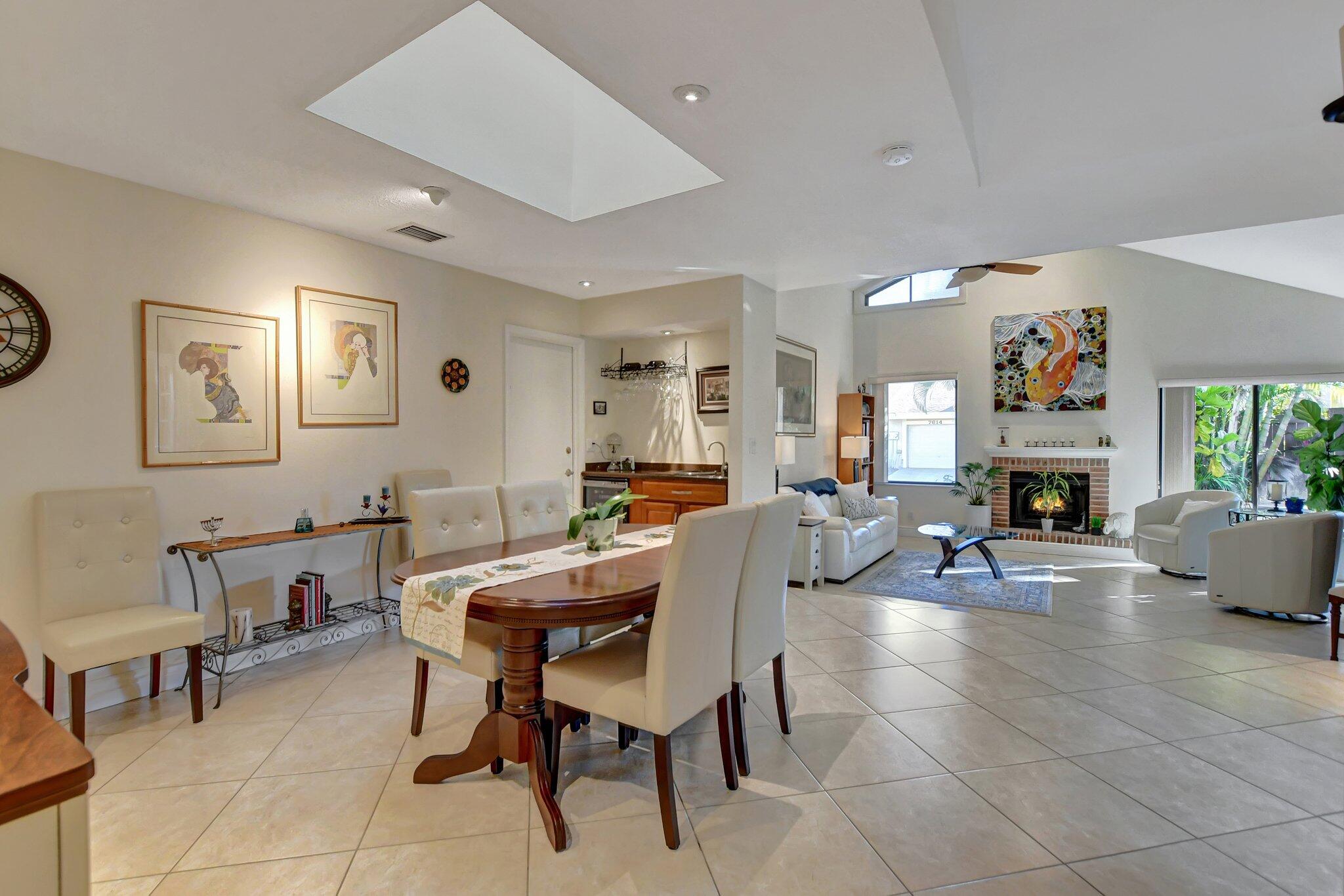 7611 Sierra Terrace W