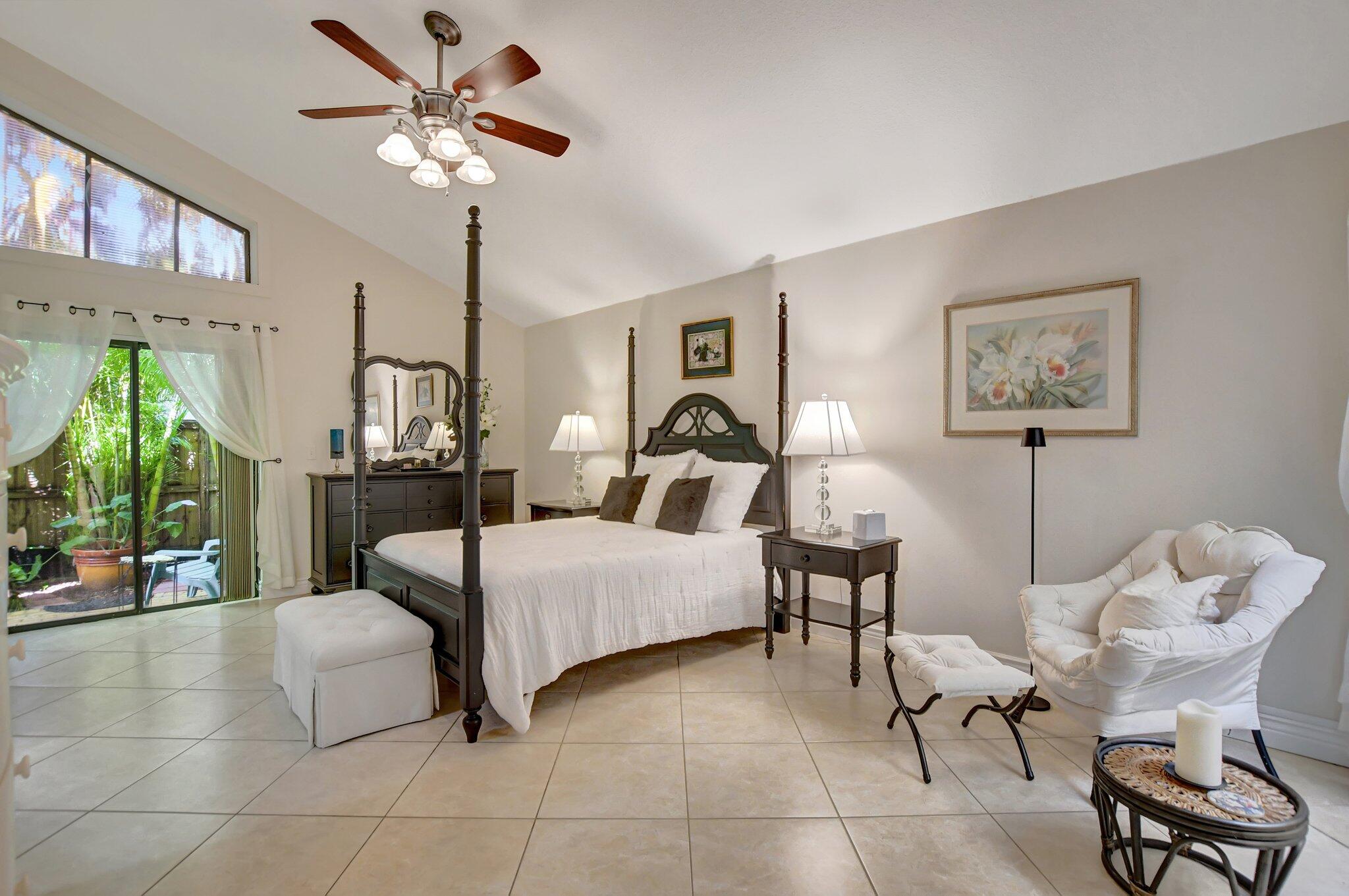 7611 Sierra Terrace W