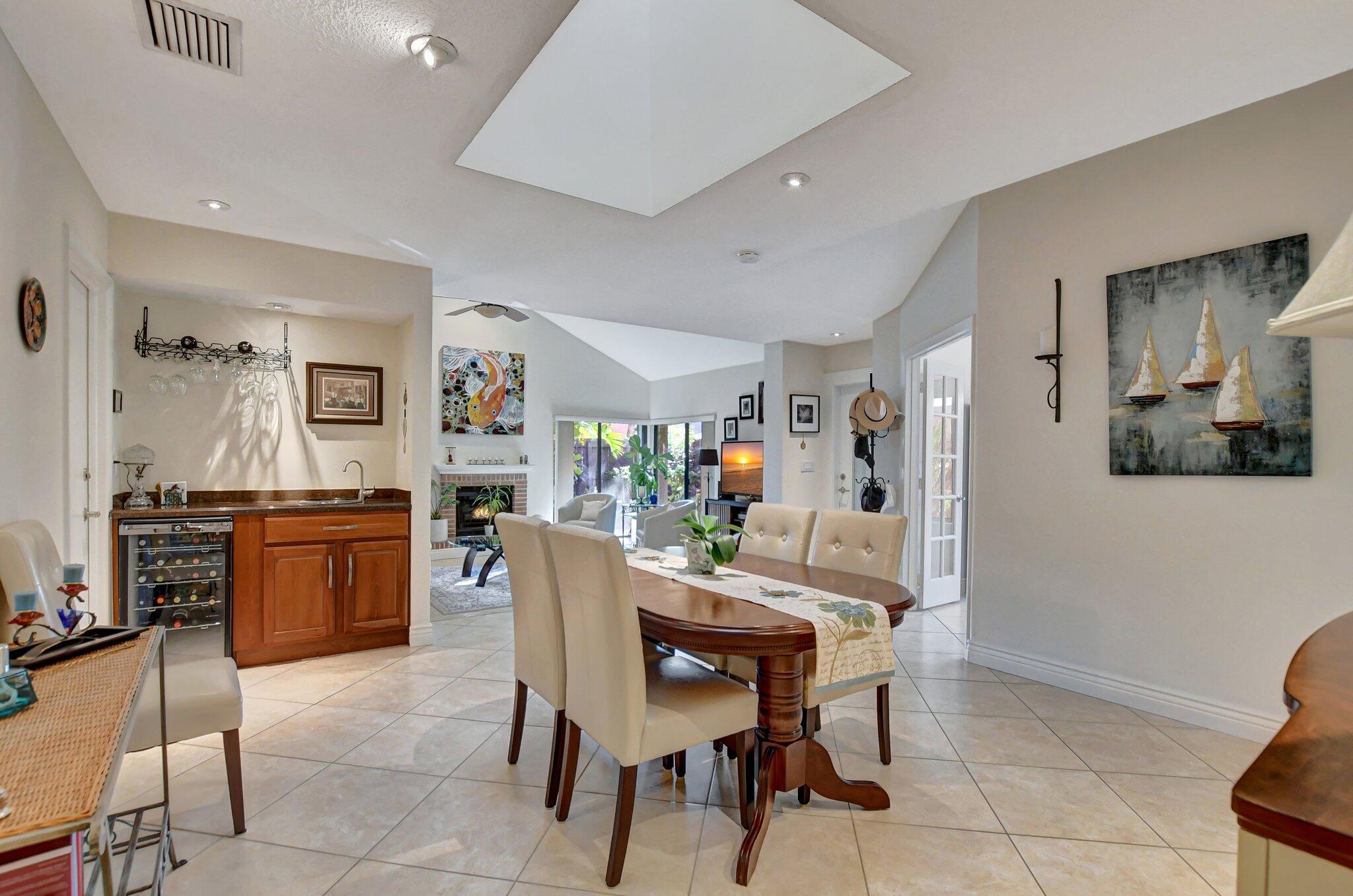 7611 Sierra Terrace W