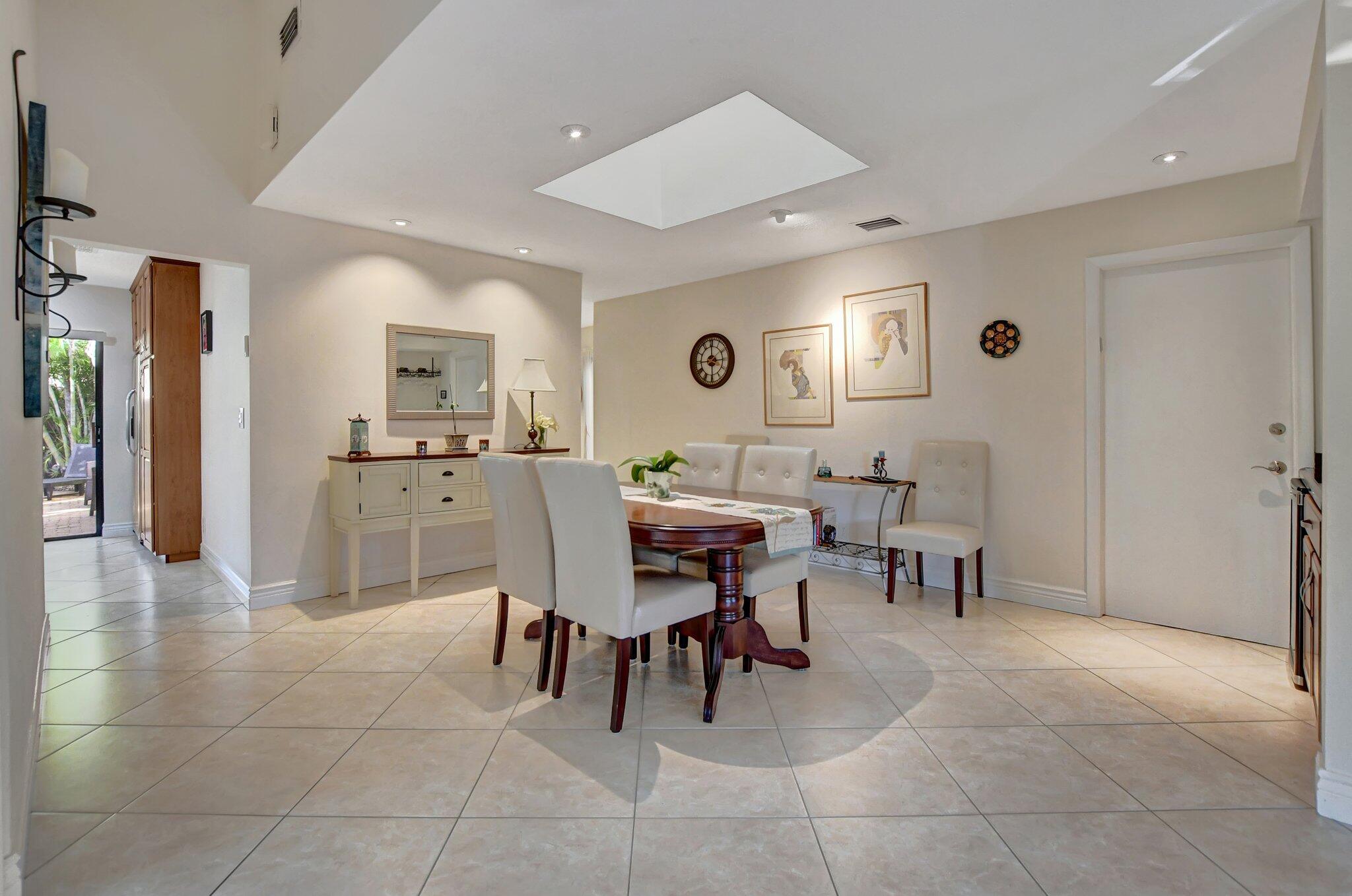 7611 Sierra Terrace W