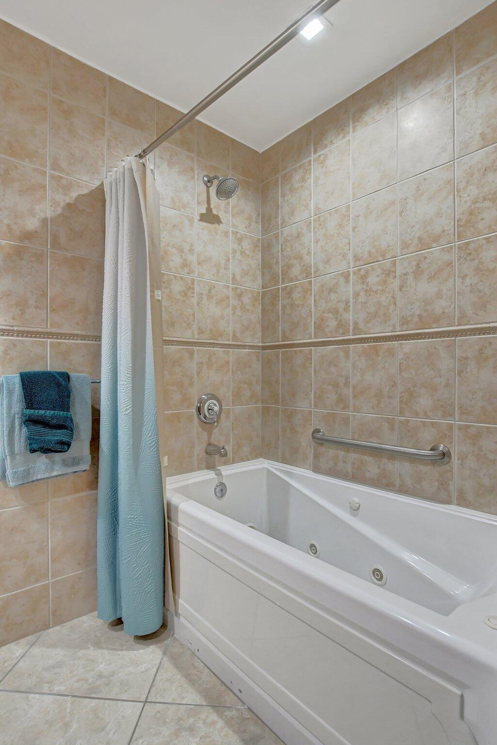 7611 Sierra Terrace W