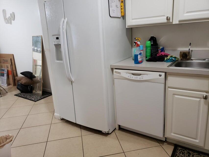 475 SE 8th Street 114