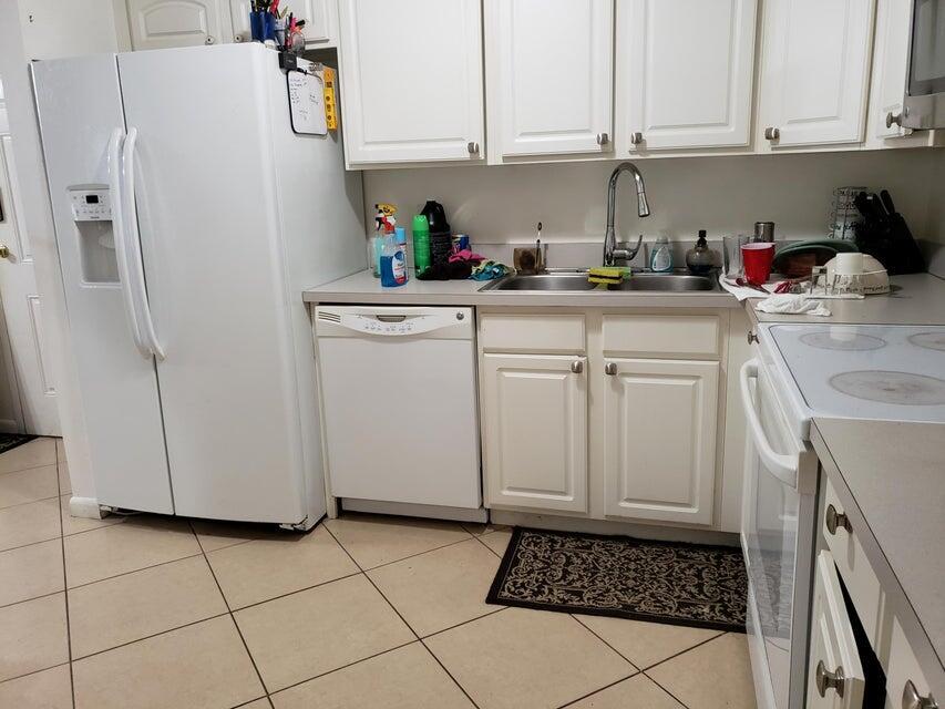 475 SE 8th Street 114