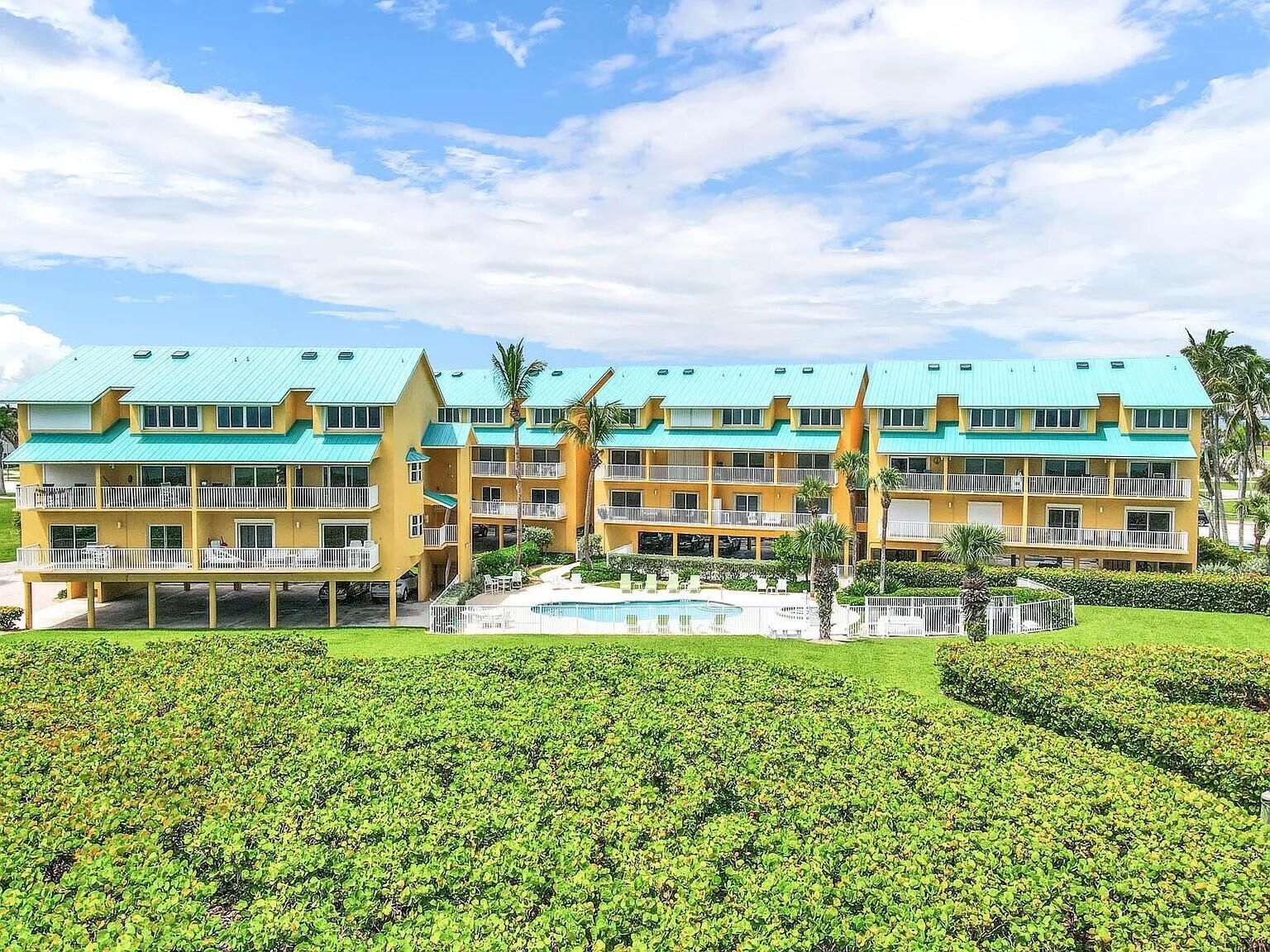 1550 S Ocean Drive 15