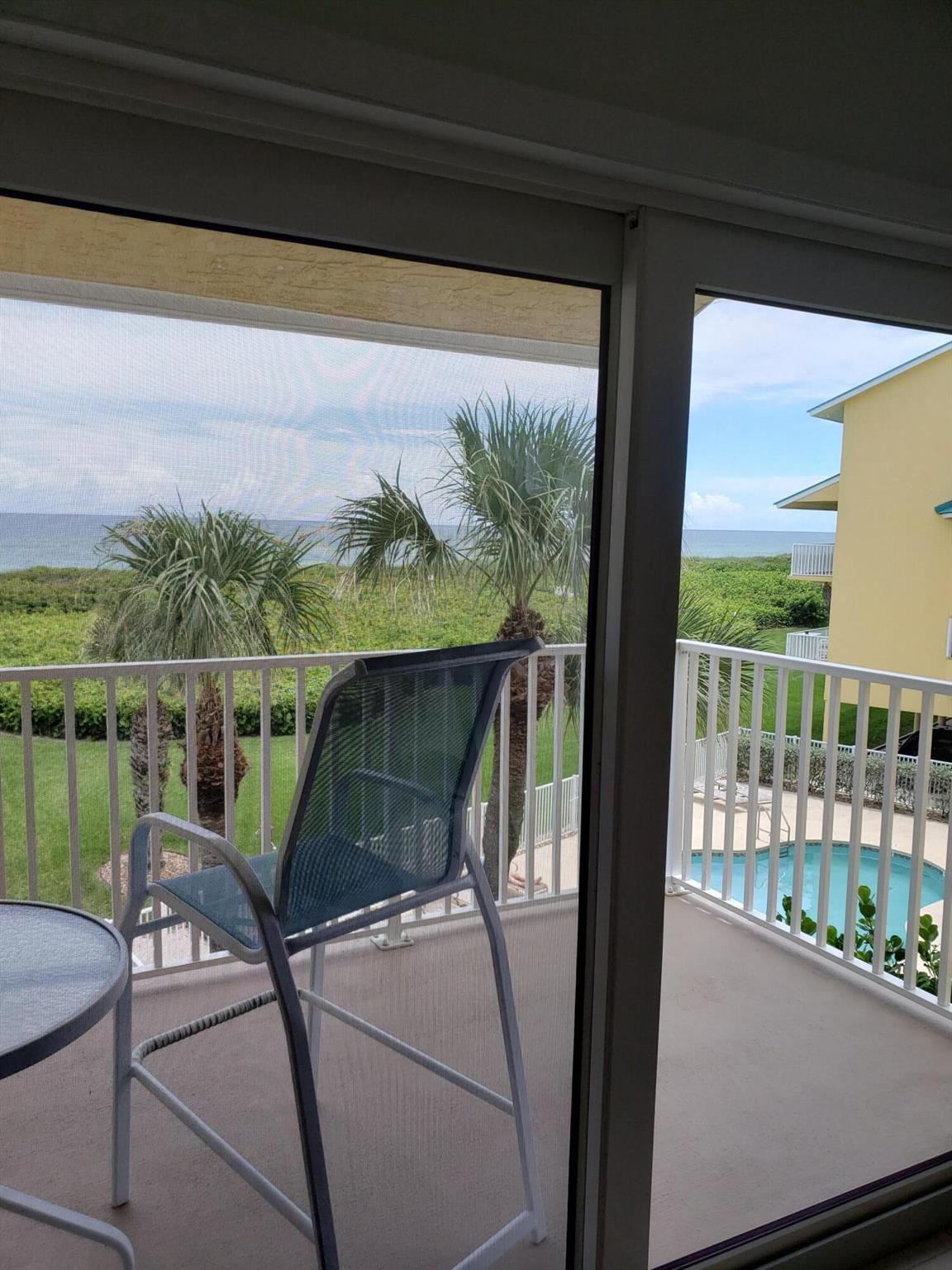 1550 S Ocean Drive 15