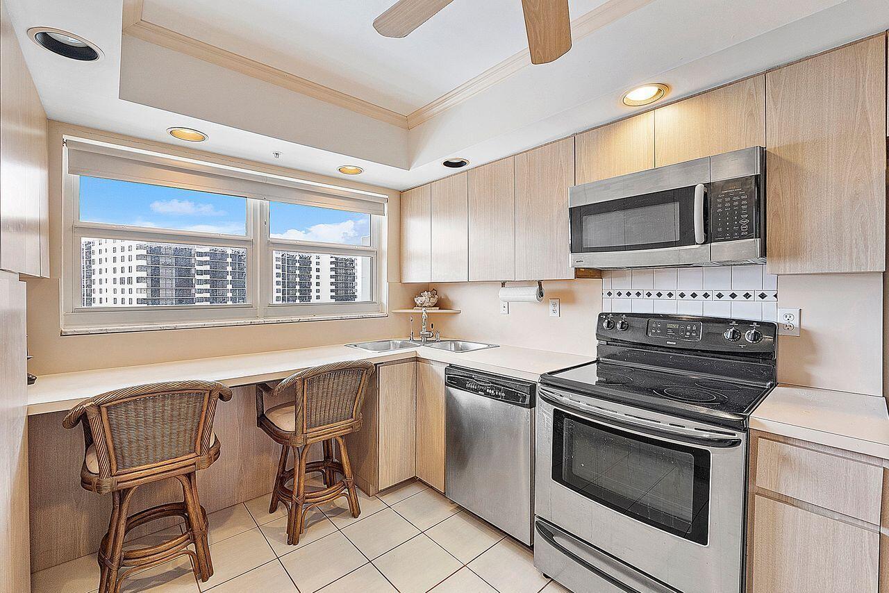 3310 S Ocean Boulevard 1030-D