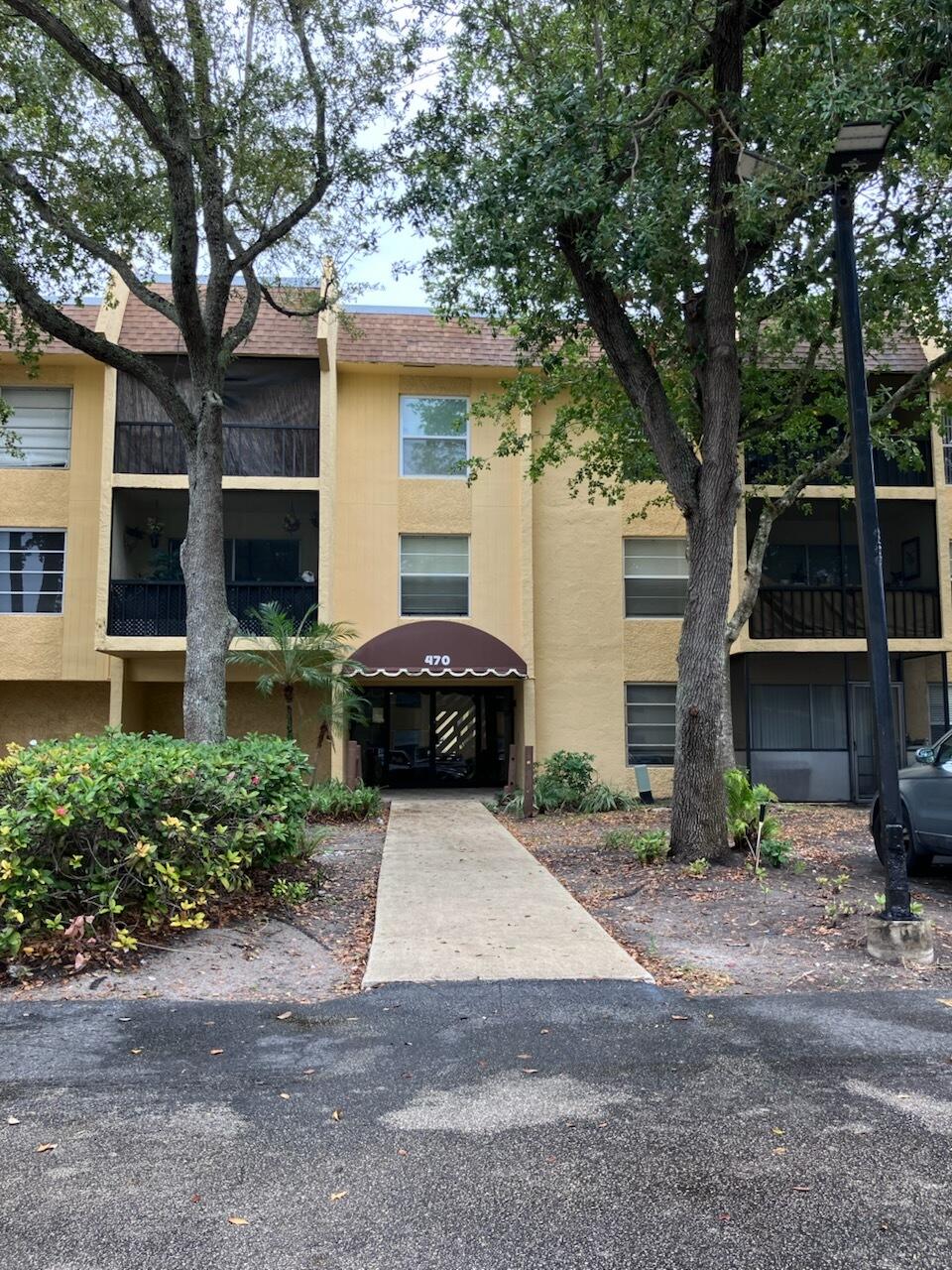 470 NW 20th Street 1110