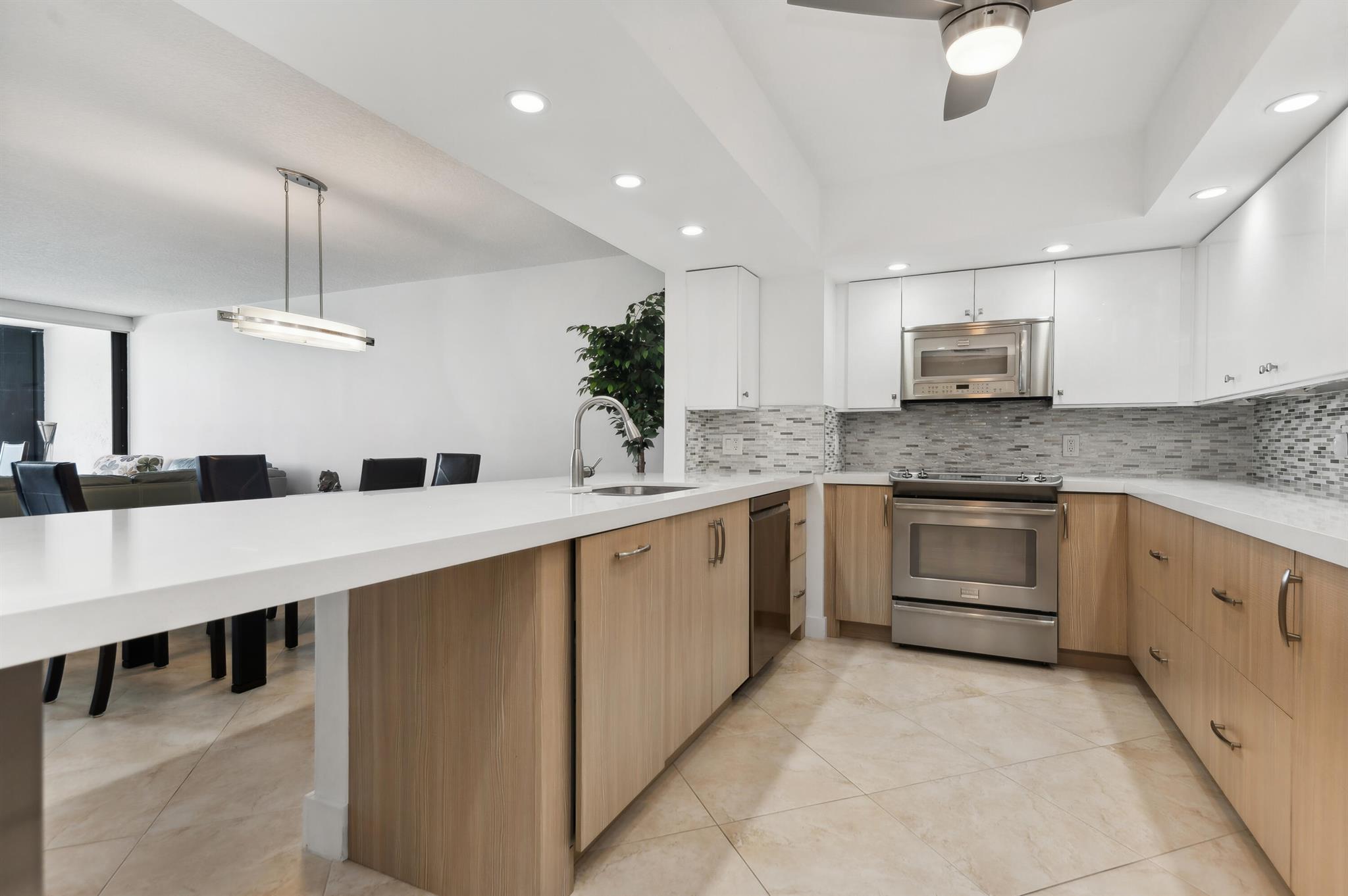 4748 S Ocean Boulevard 306