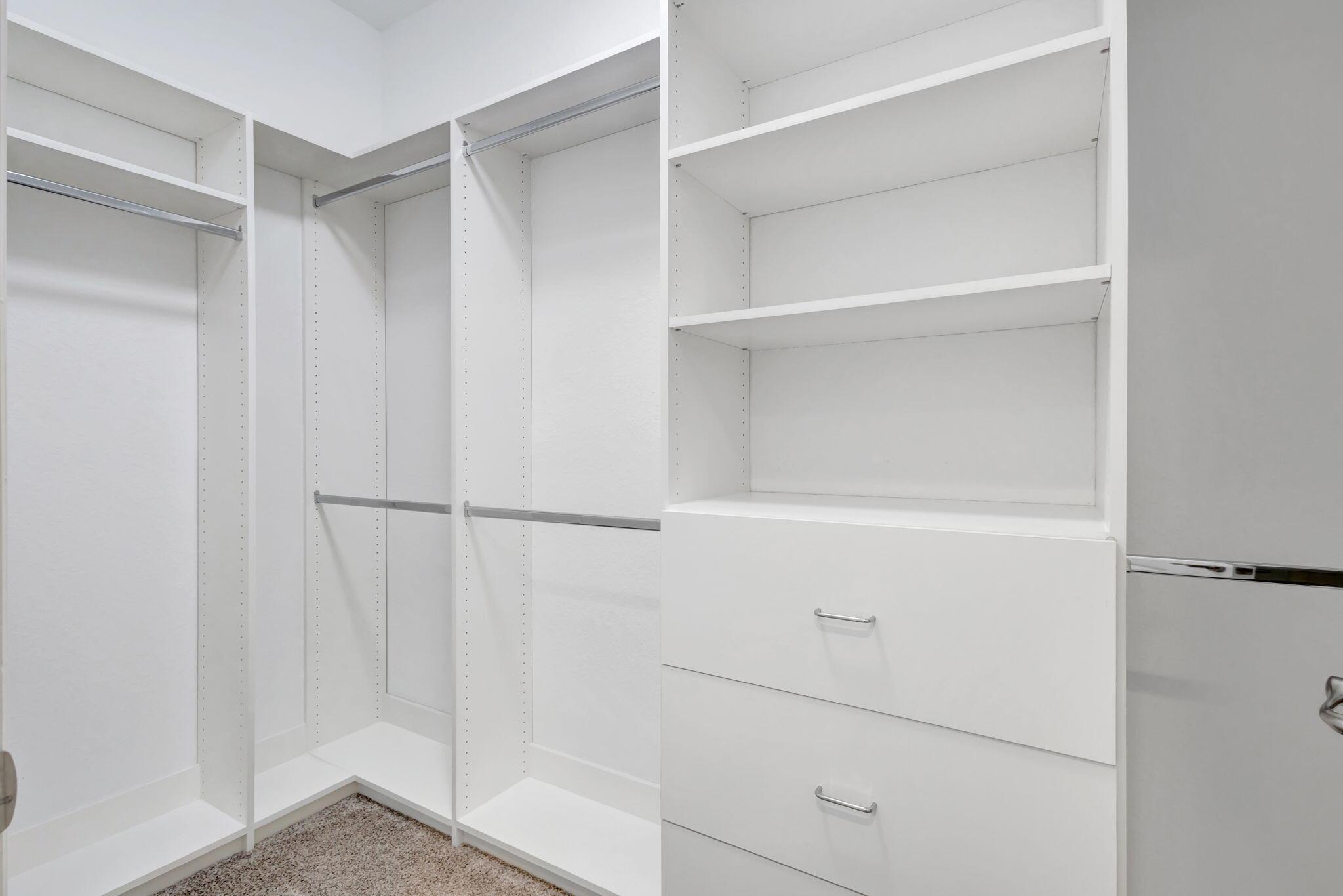 19572 Wheelbarrow Bend