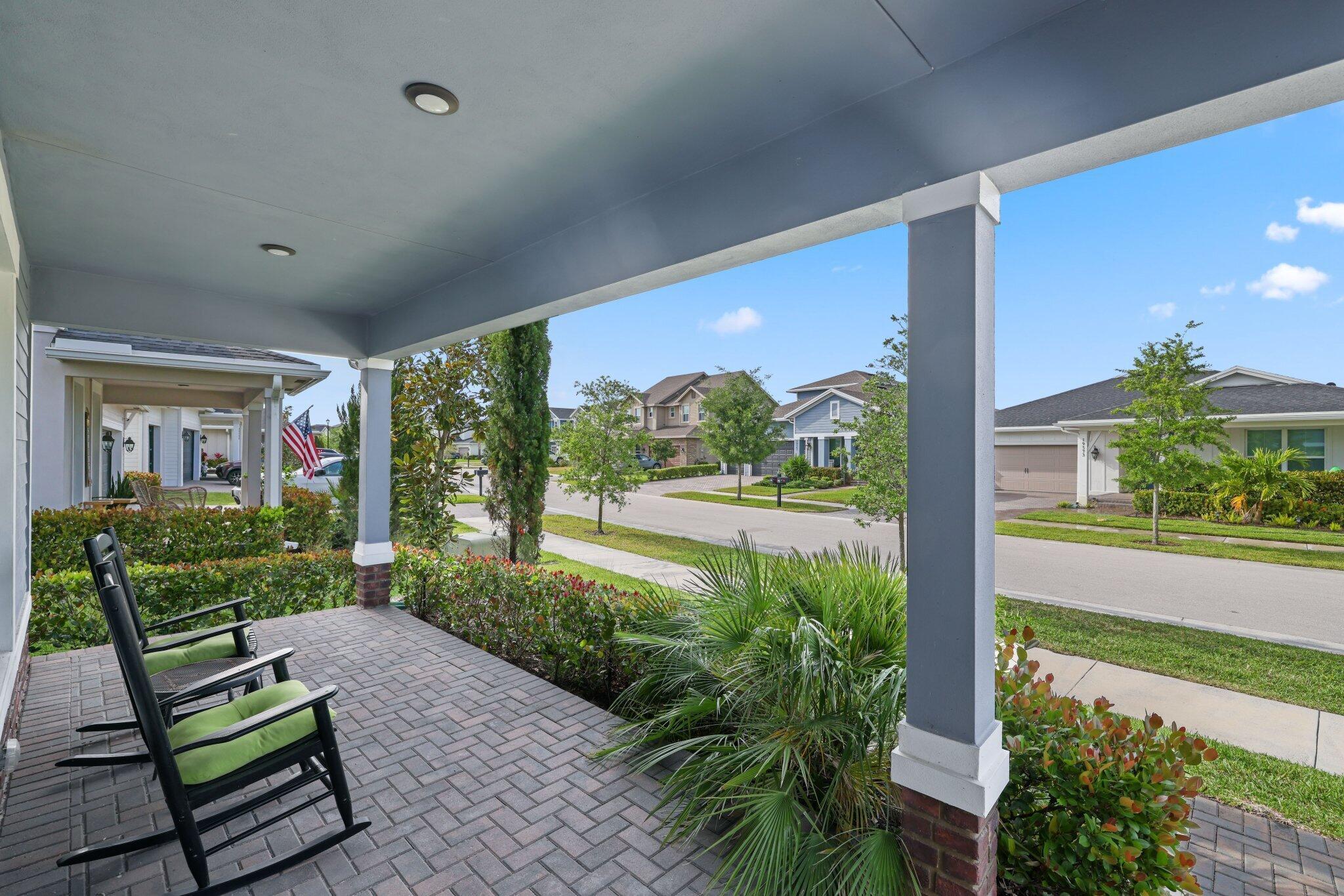 19572 Wheelbarrow Bend