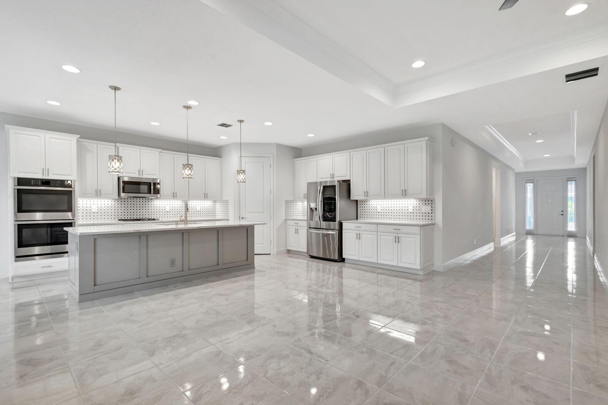 19572 Wheelbarrow Bend