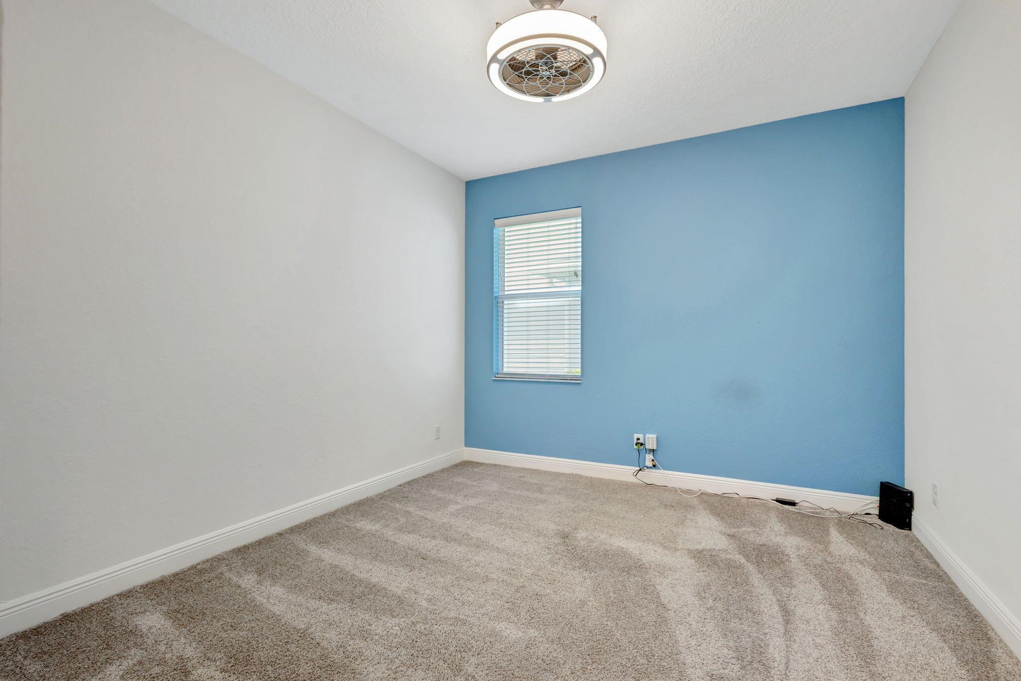 19572 Wheelbarrow Bend