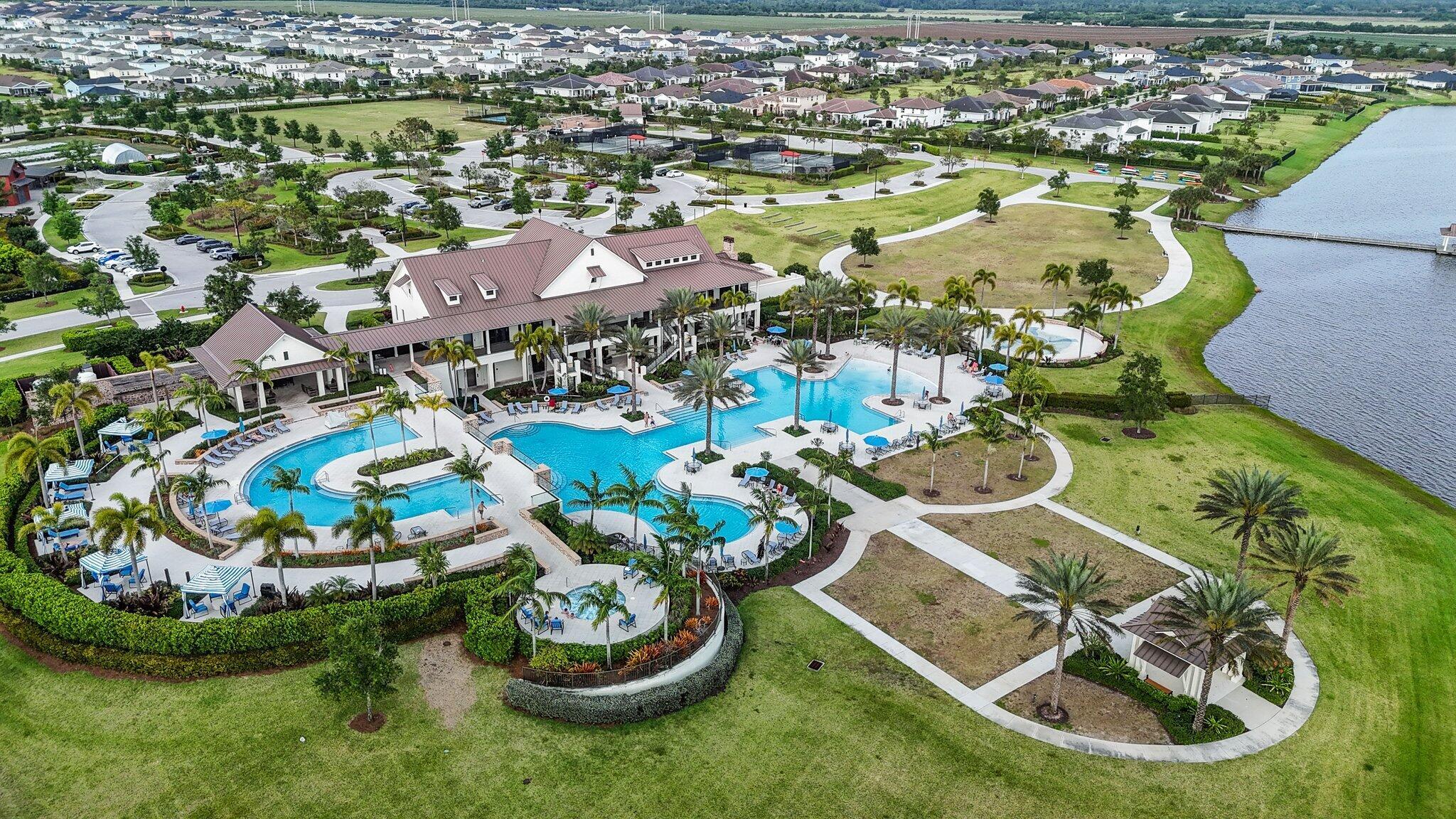 19572 Wheelbarrow Bend