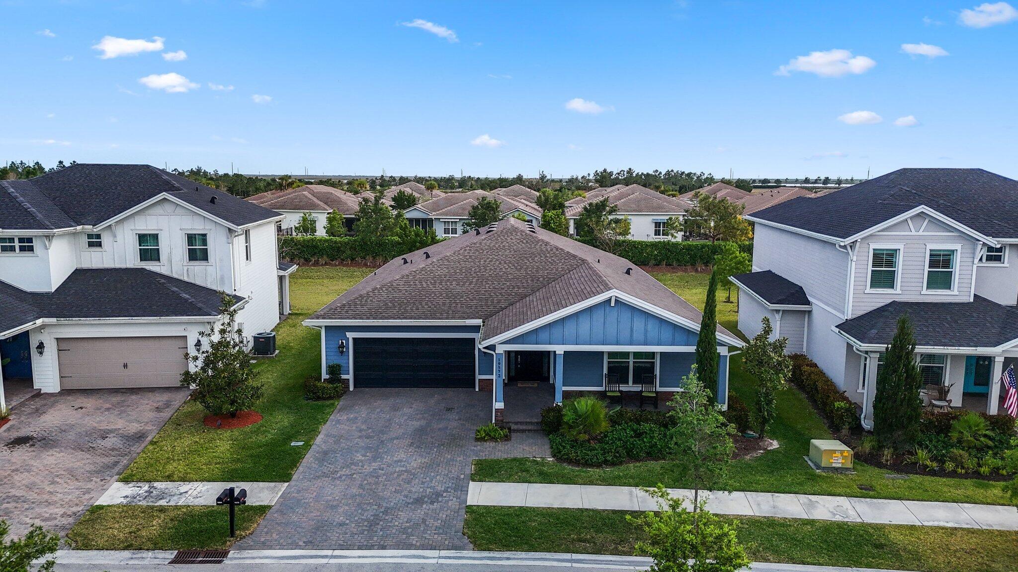 19572 Wheelbarrow Bend