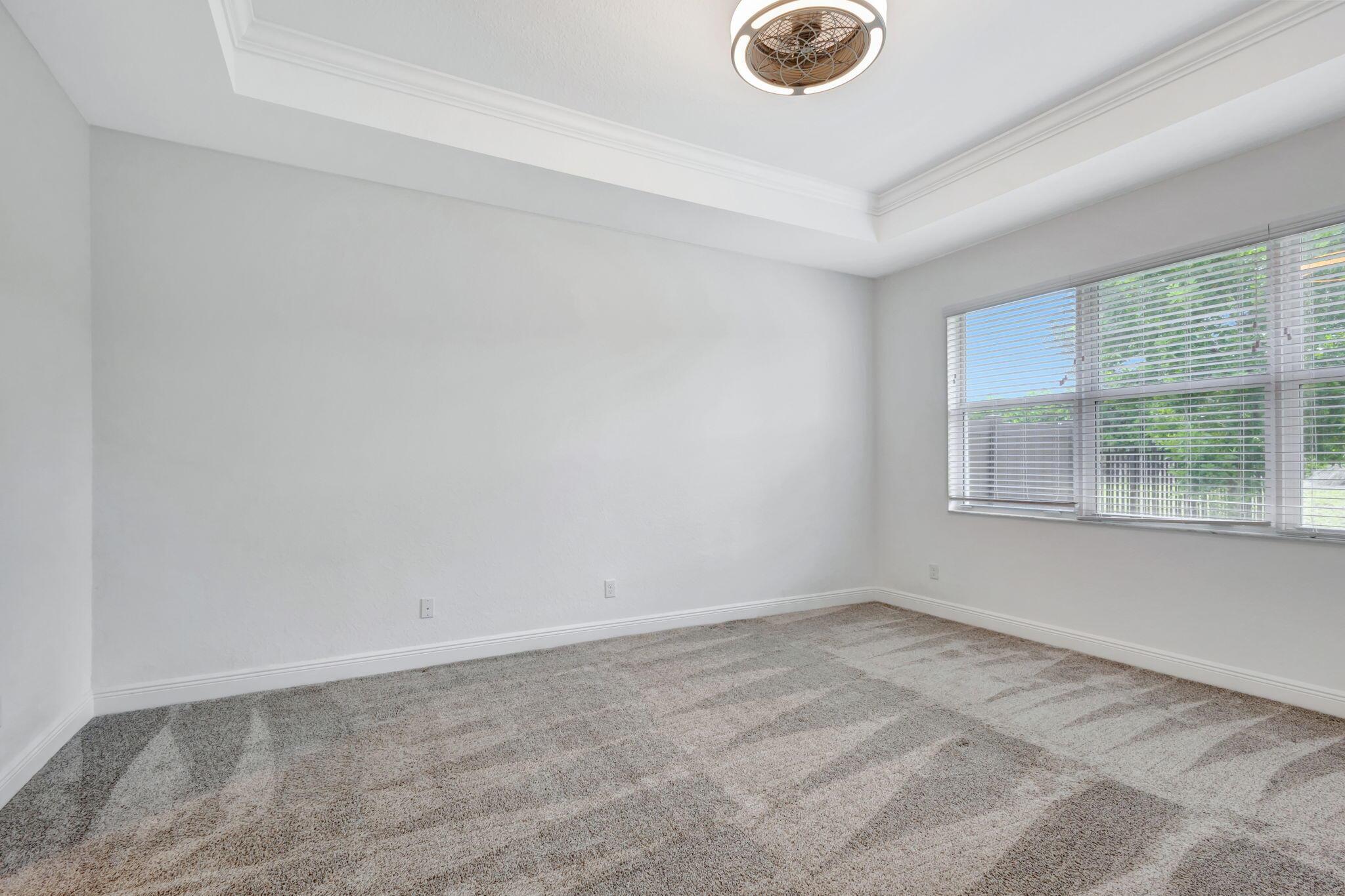 19572 Wheelbarrow Bend