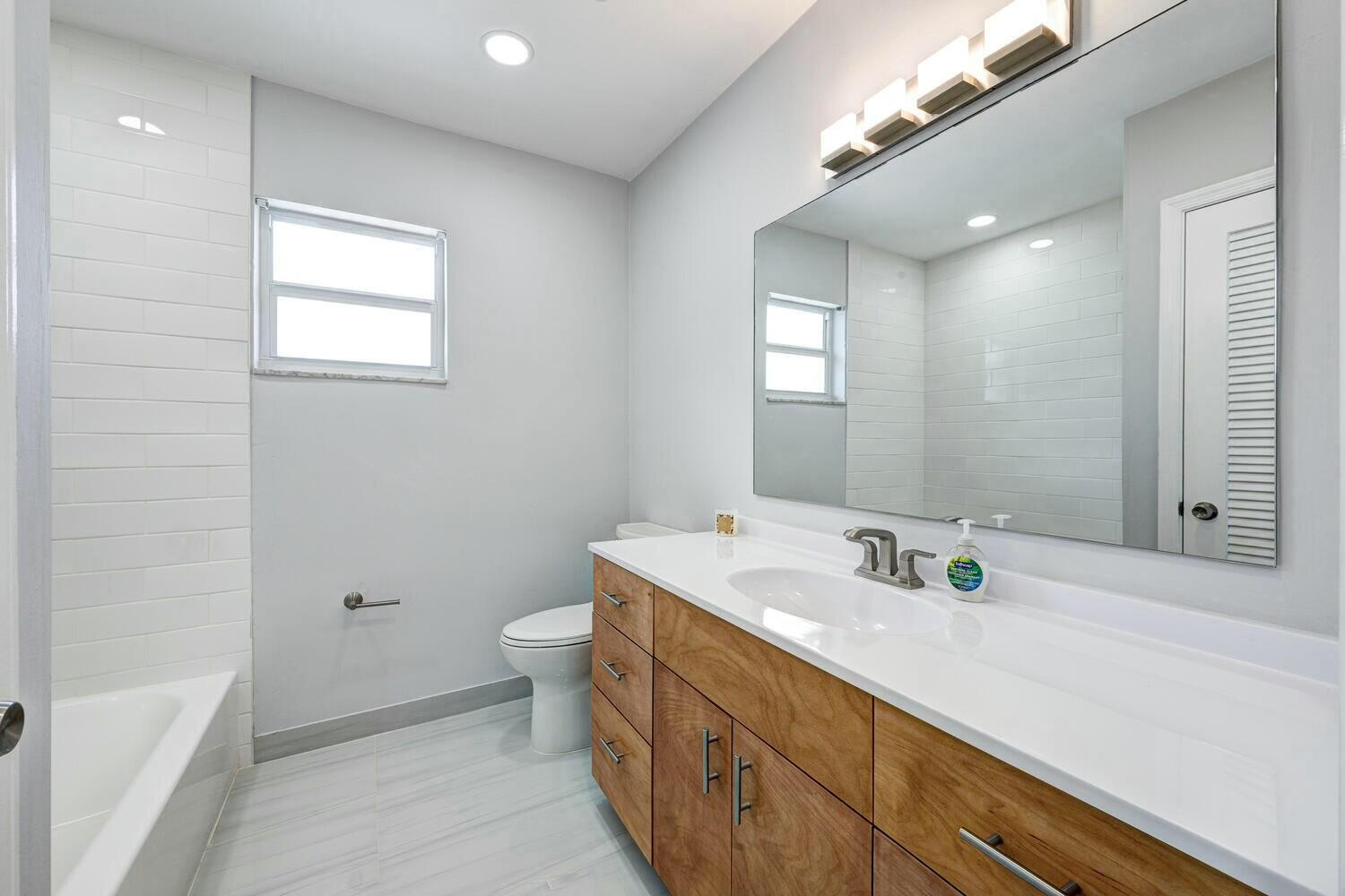 4 Tam O Shanter Lane