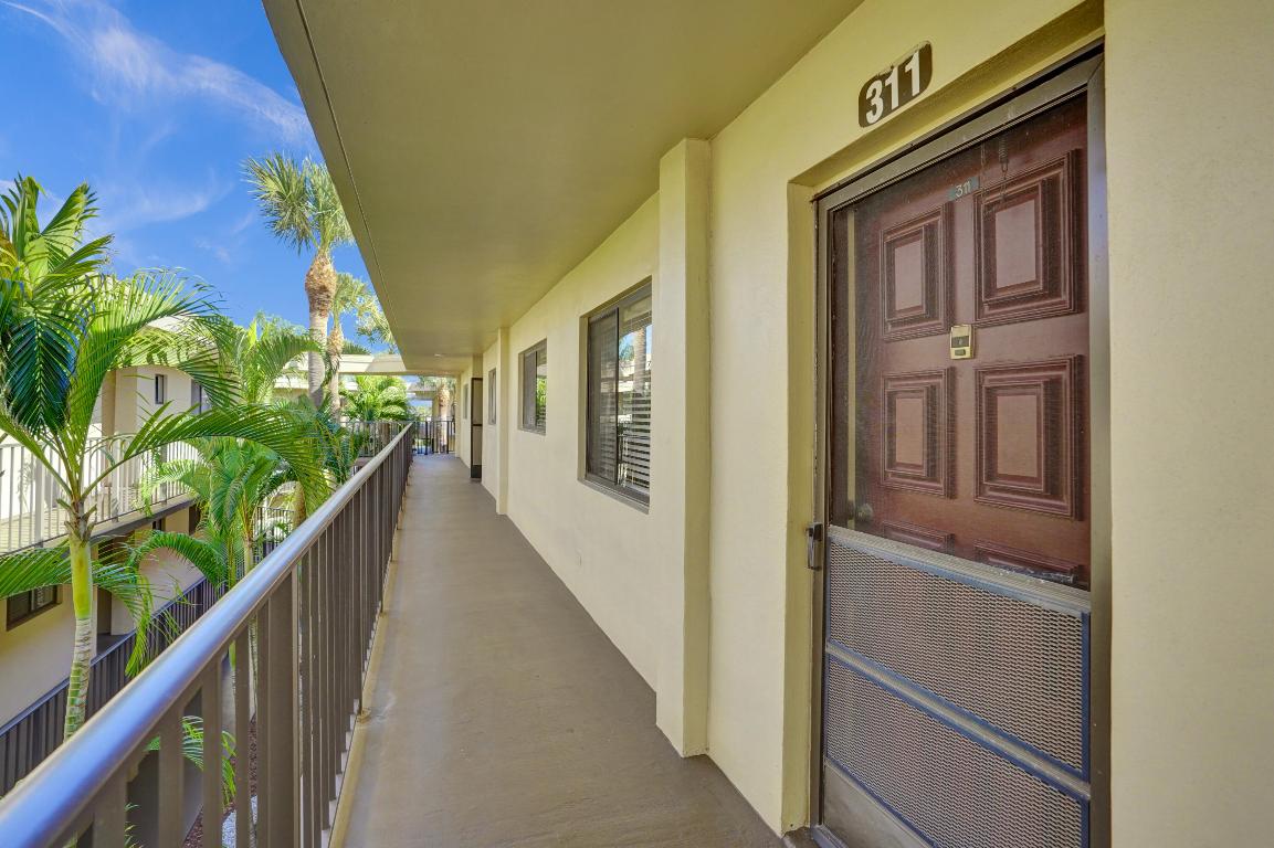 5130 Las Verdes Circle 311