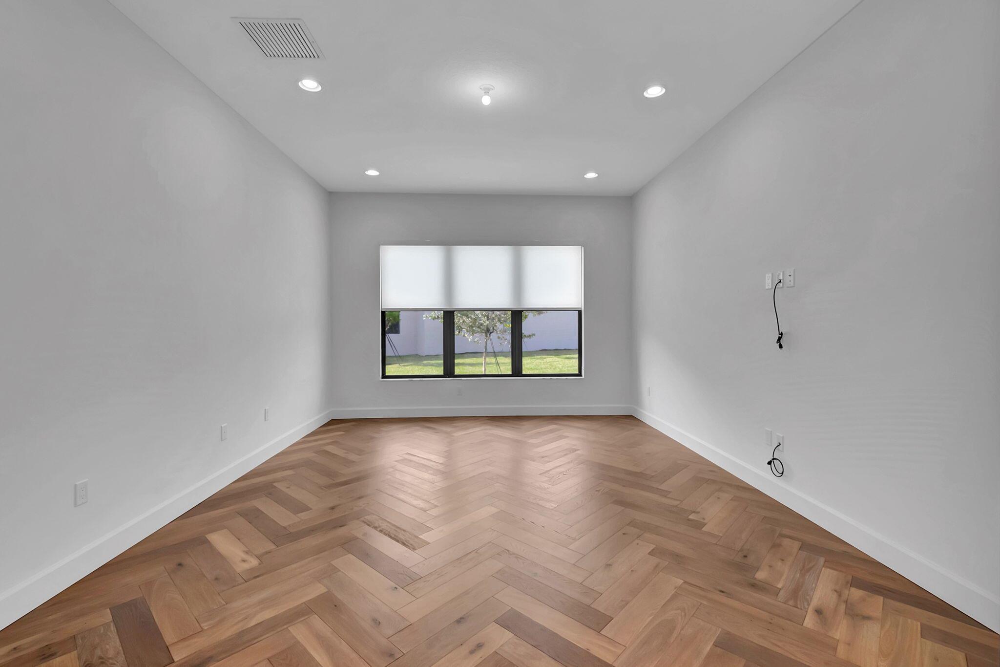 11074 Glen Orchard Lane