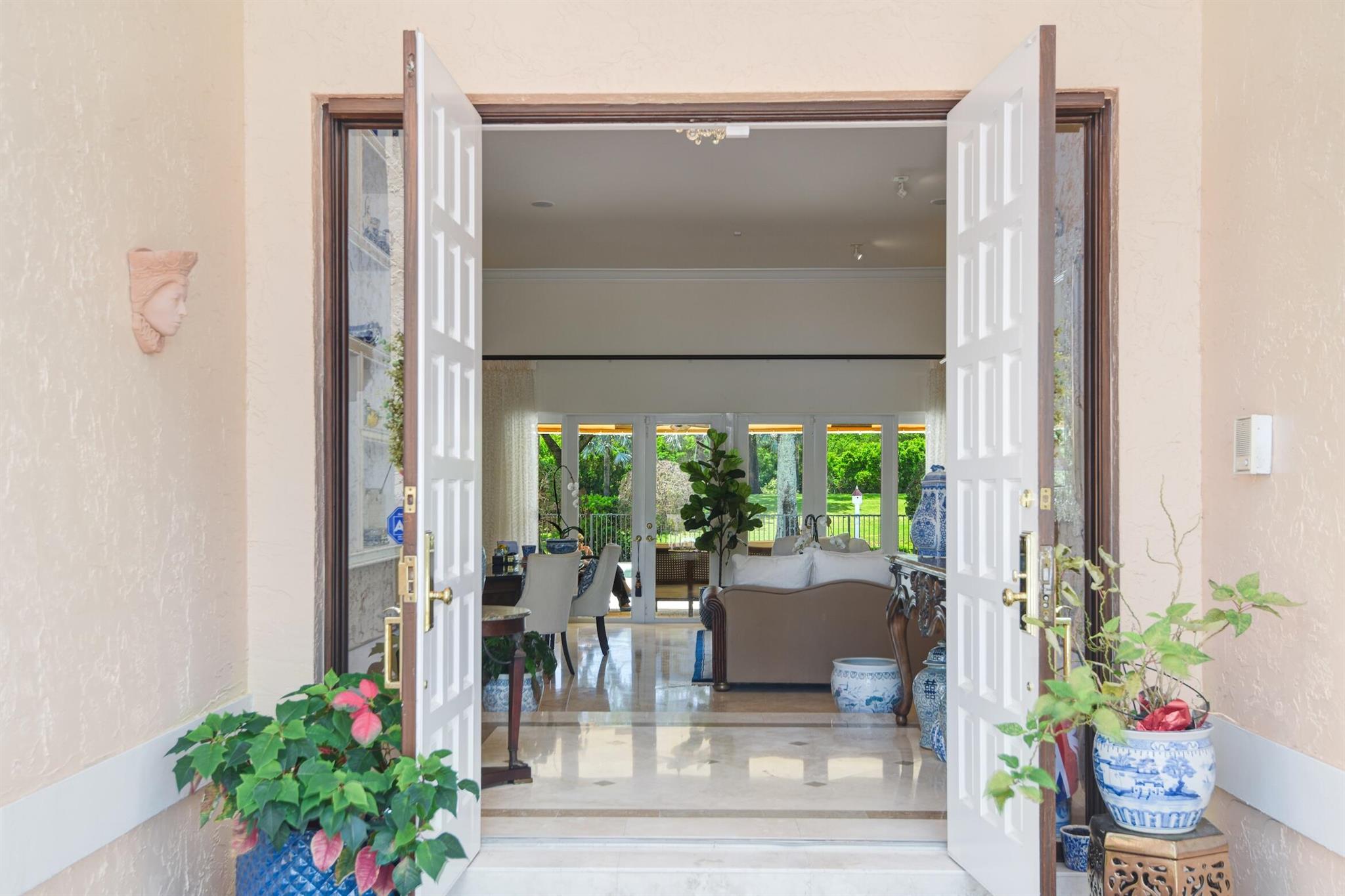 4792 Bocaire Boulevard