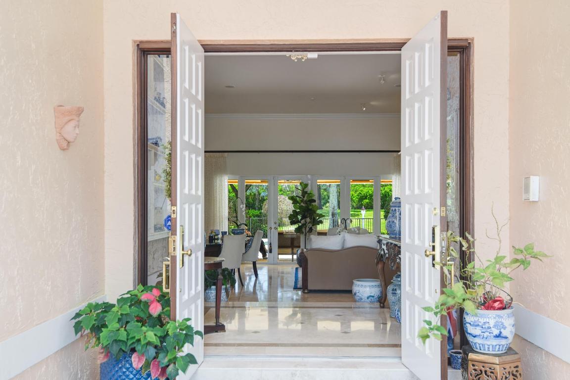 4792 Bocaire Boulevard