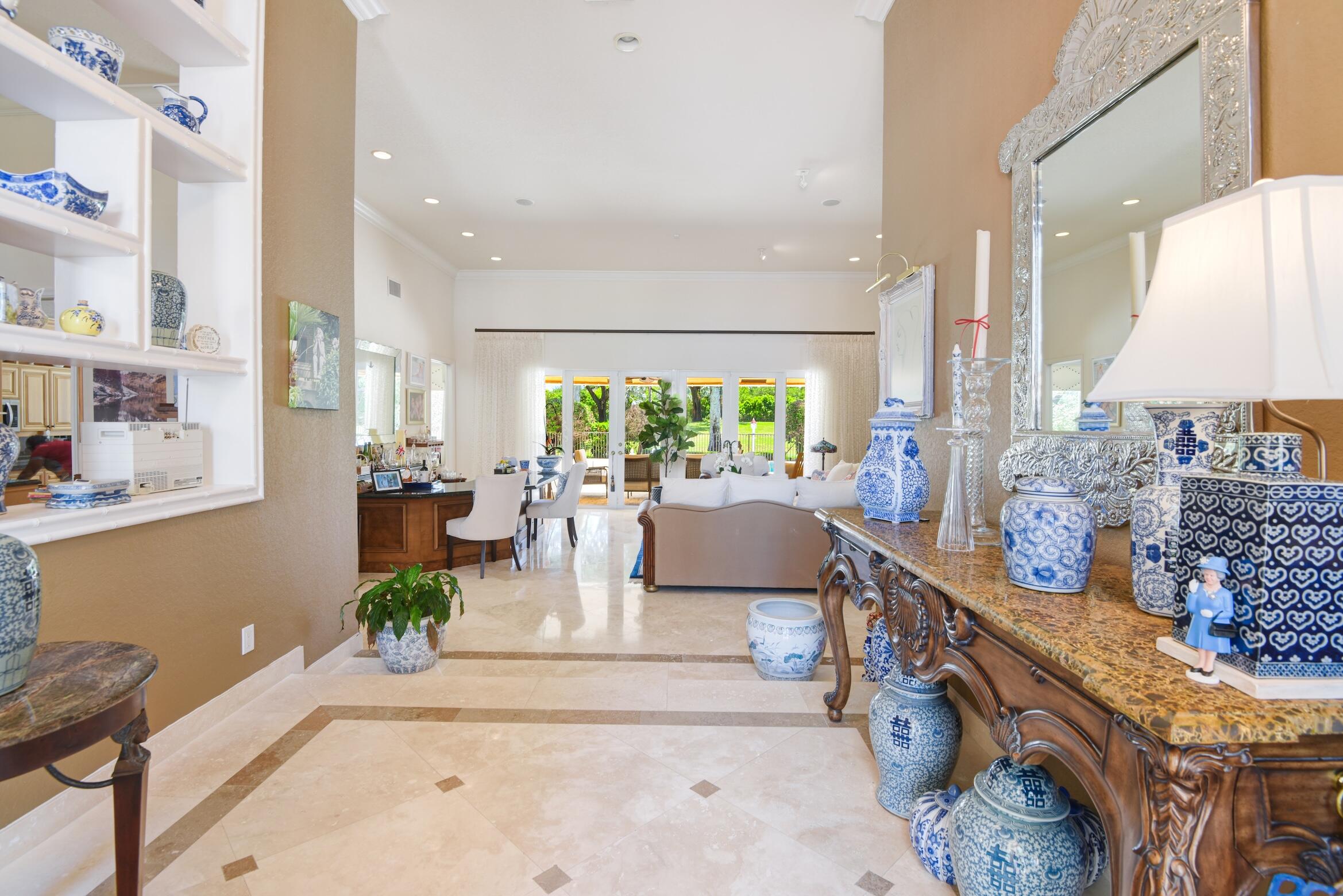 4792 Bocaire Boulevard