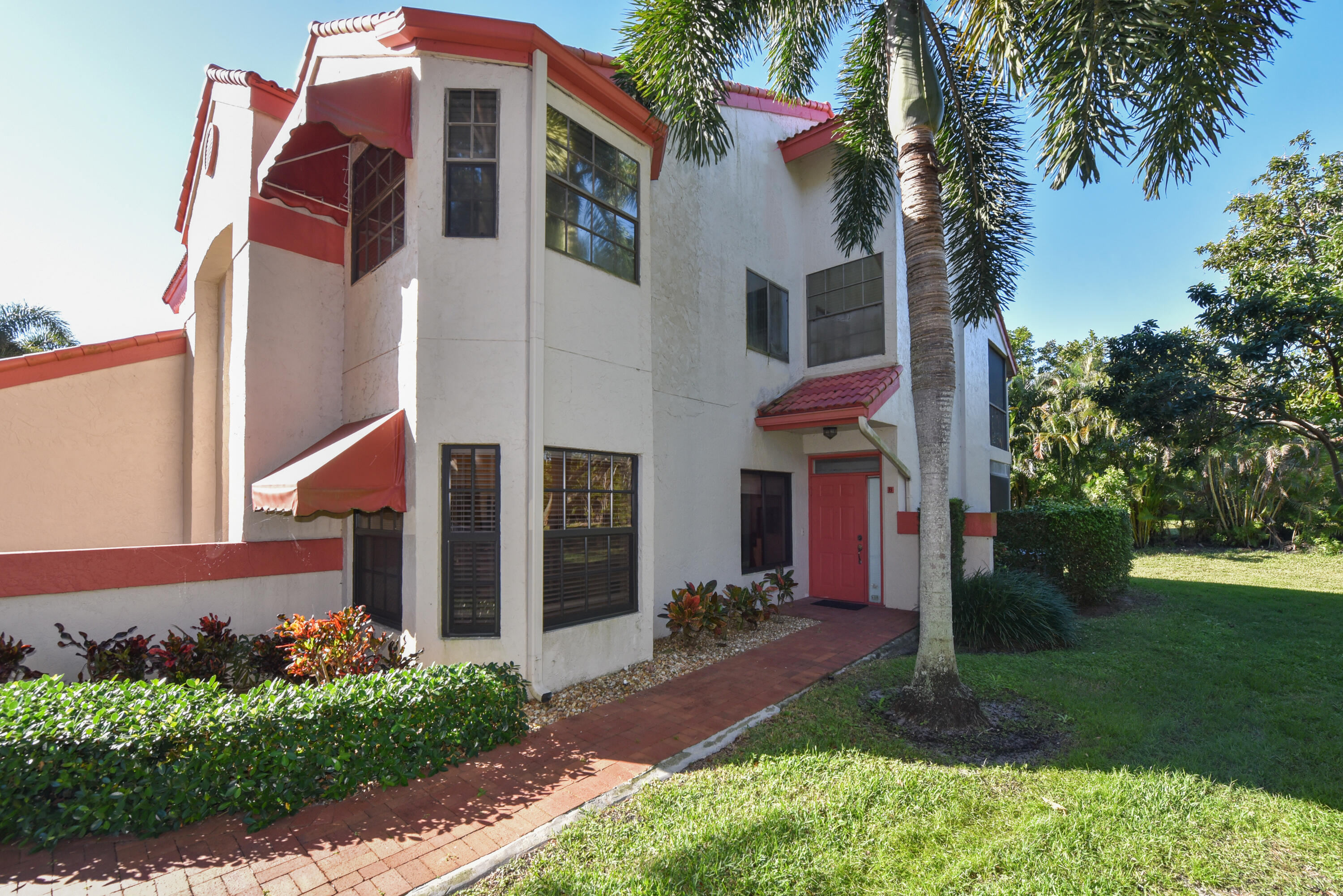 7864 Lexington Club Boulevard B