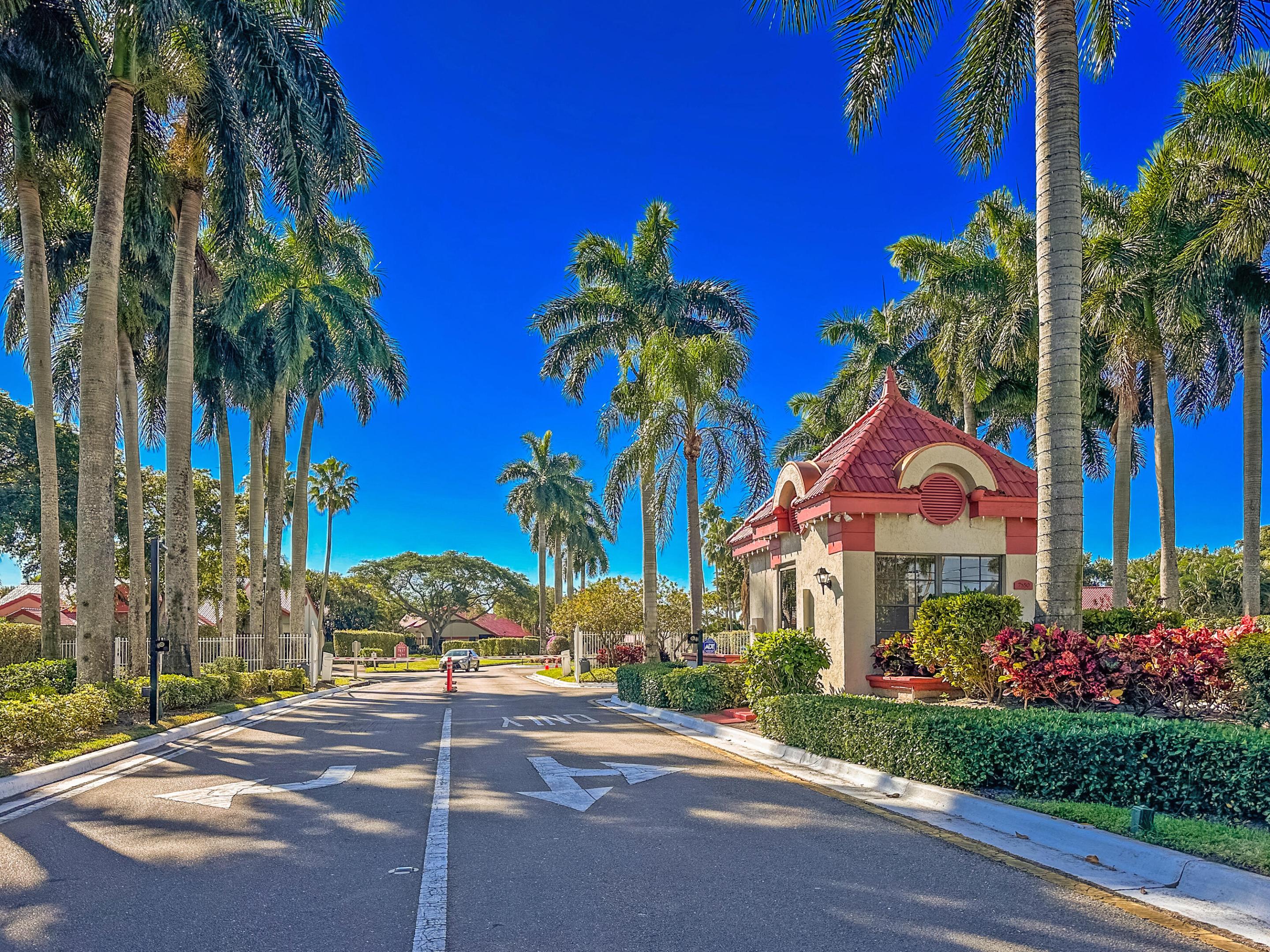 7864 Lexington Club Boulevard B